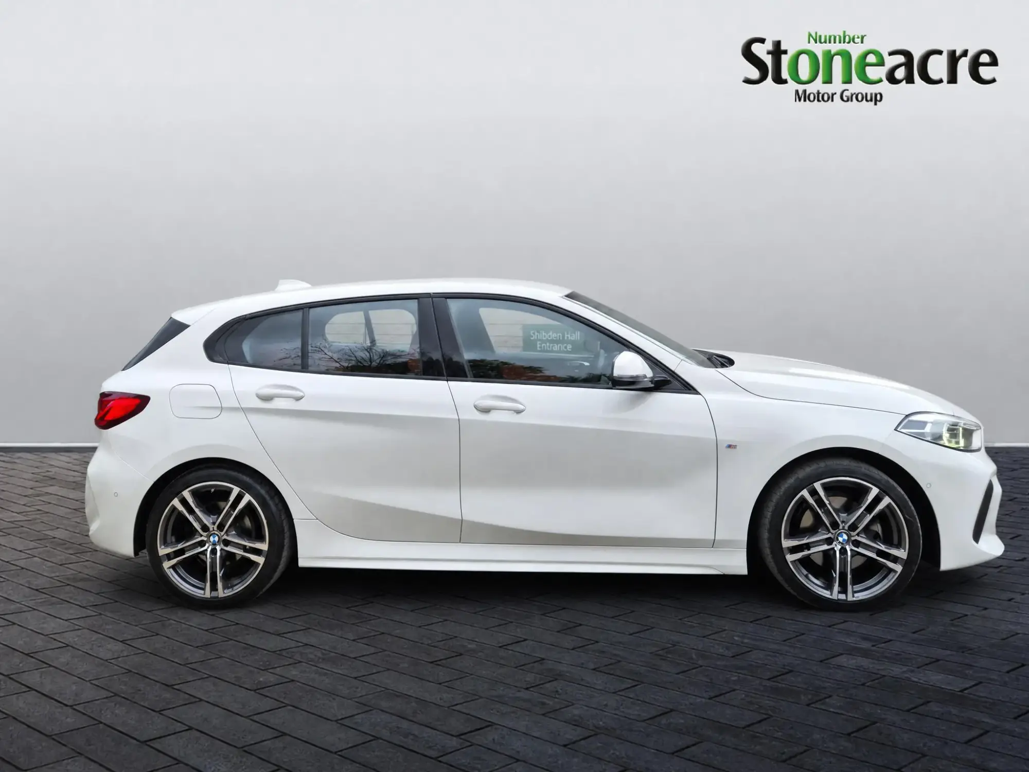 BMW 1 Series 1.5 118i M Sport (LCP) DCT Euro 6 (s/s) 5dr YG21CDC Image 2 BMW 1 Series 1.5 118i M Sport (LCP) DCT Euro 6 (s/s) 5dr YG21CDC Image 2