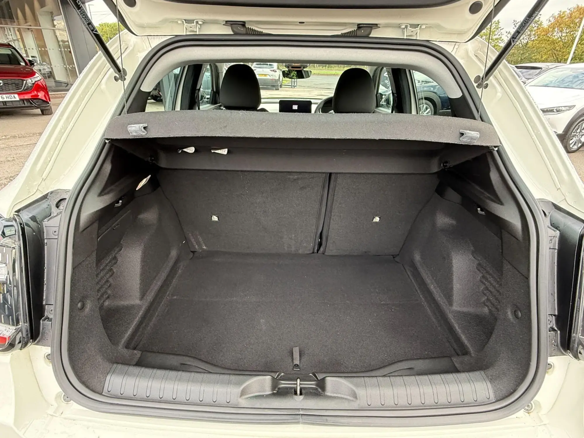 Fiat 600 Petrol Image 29 Fiat 600 Petrol Image 29