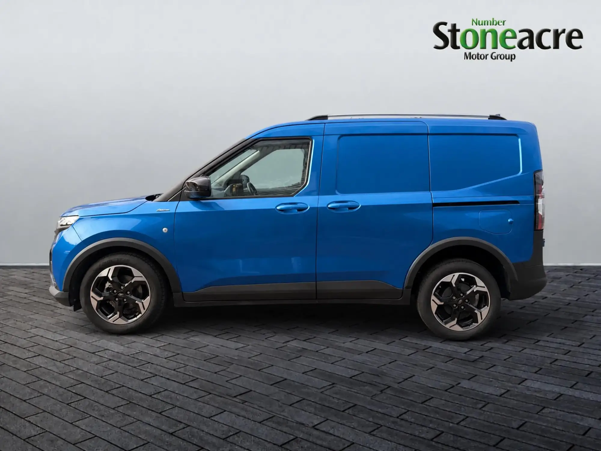 Ford Transit Courier Image 6 Ford Transit Courier Image 6