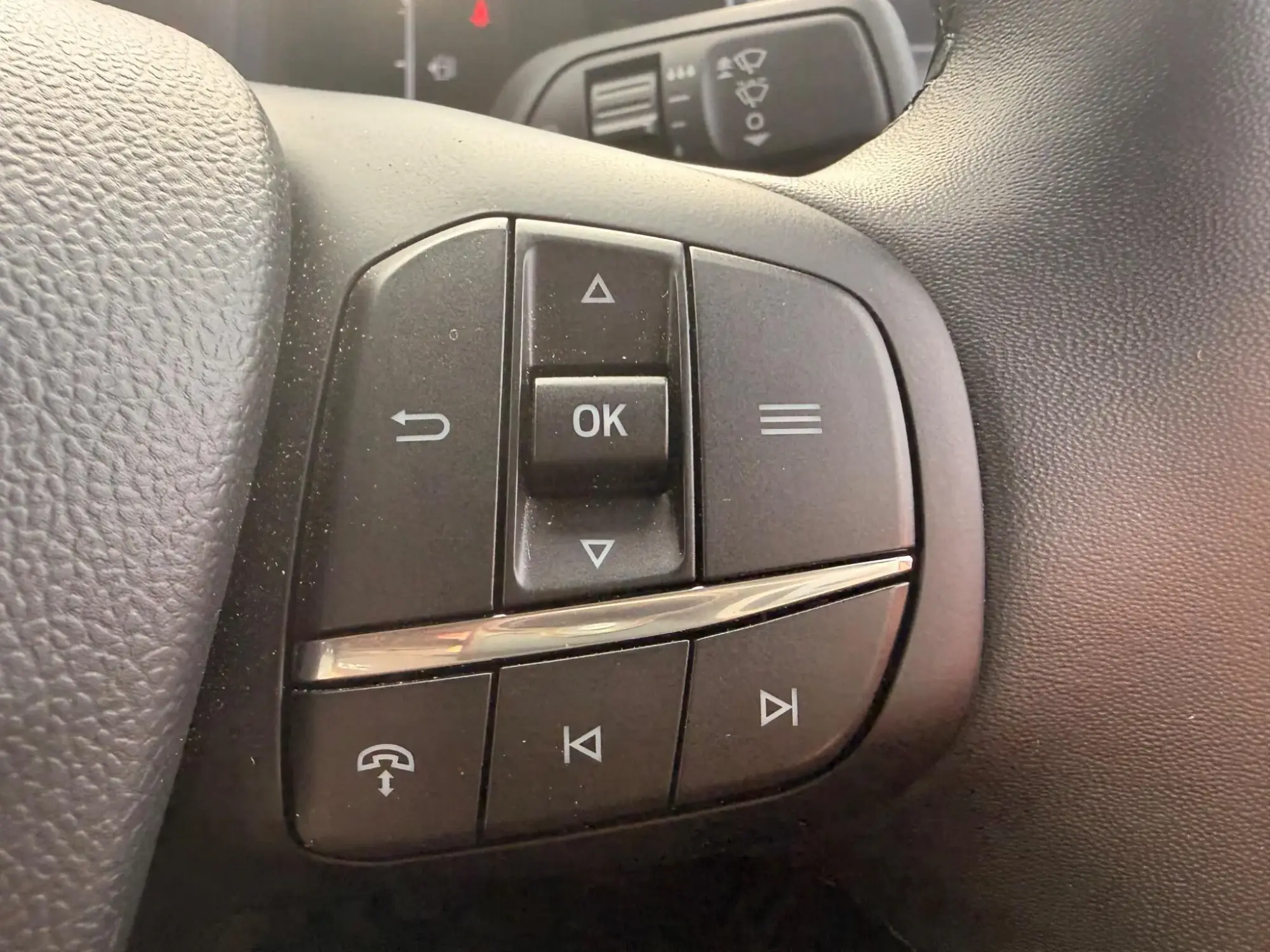 Ford Transit Courier Image 10 Ford Transit Courier Image 10