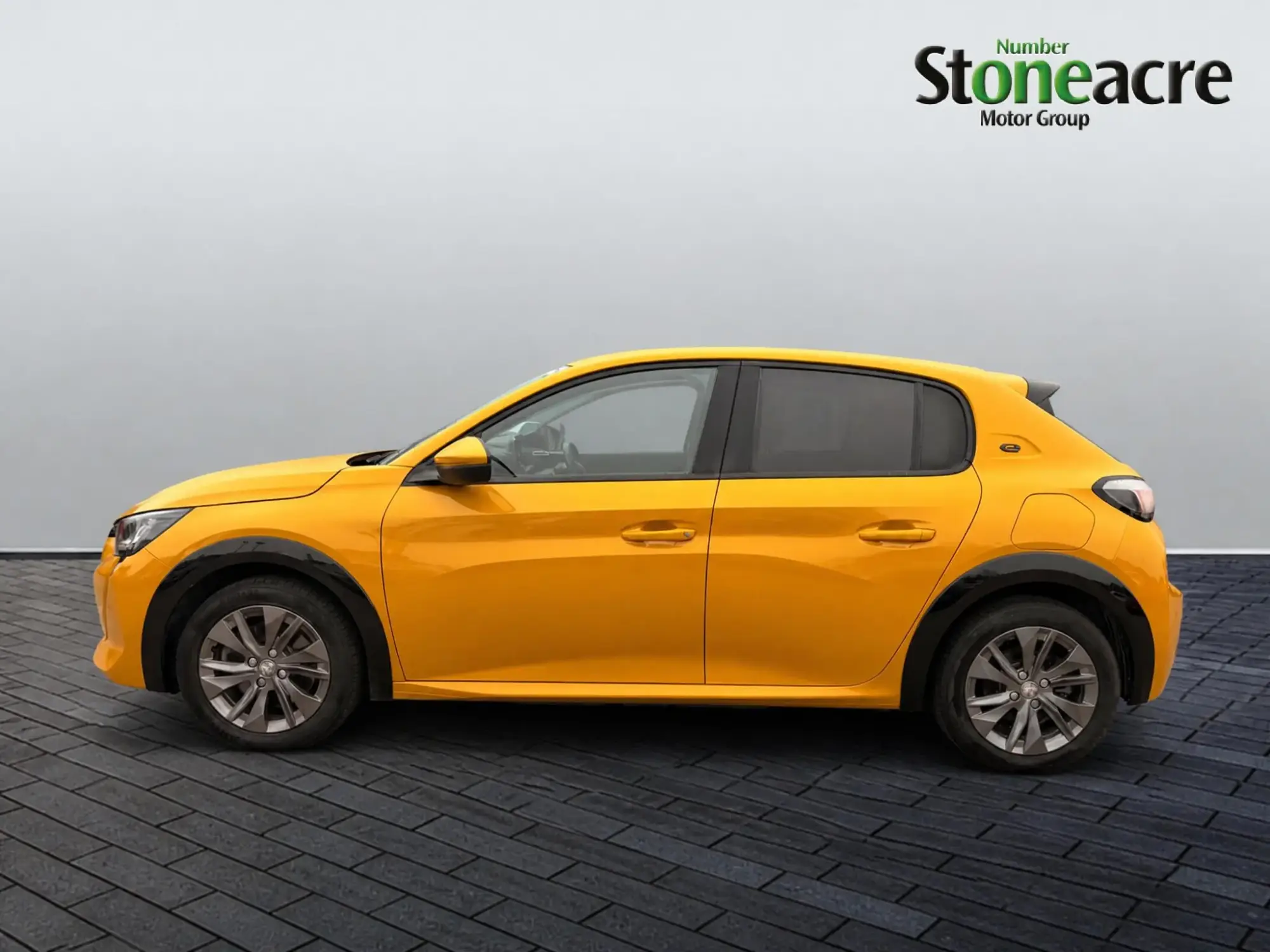 Peugeot E-208 Image 4