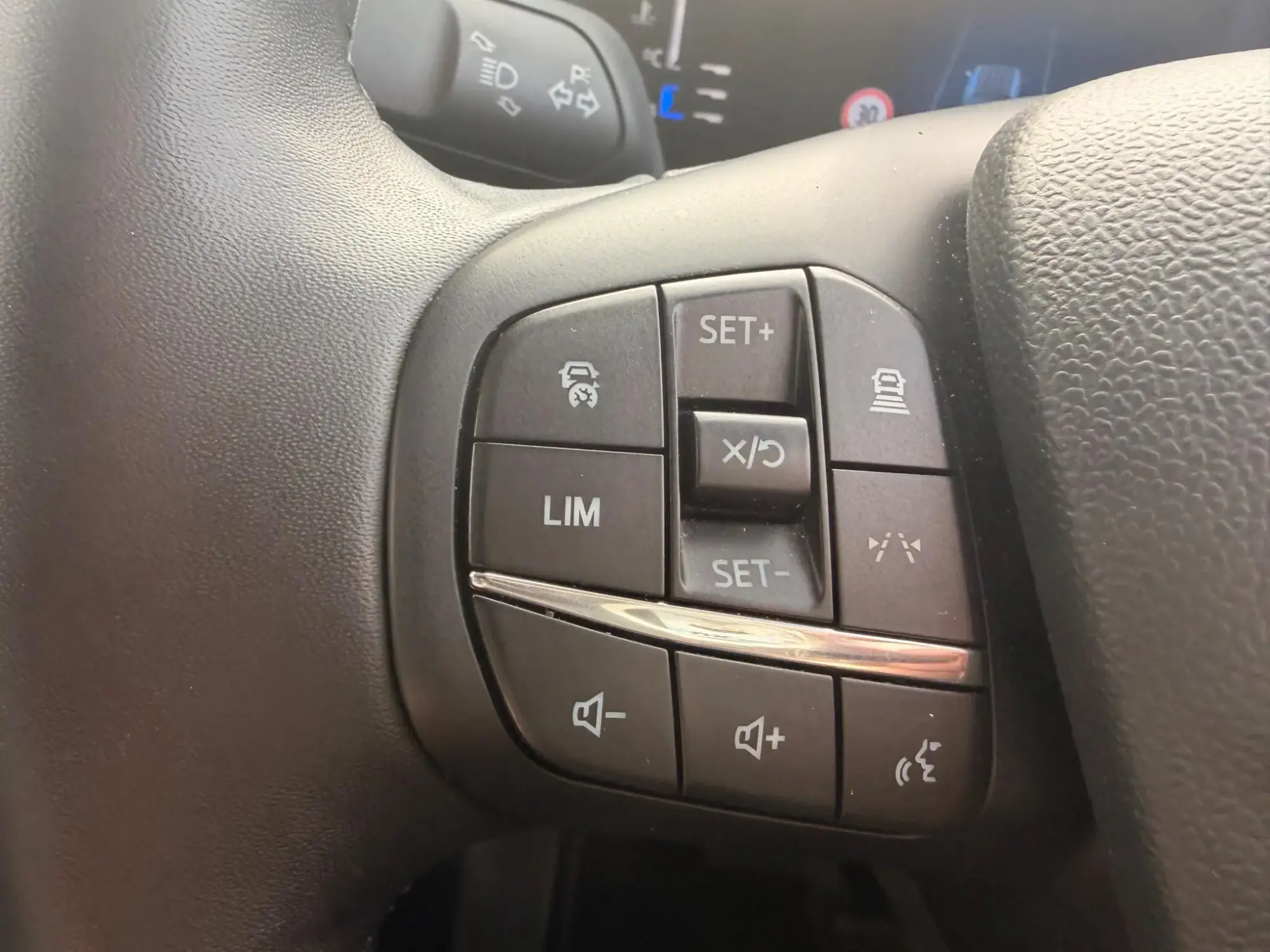 Ford Transit Courier Image 11 Ford Transit Courier Image 11