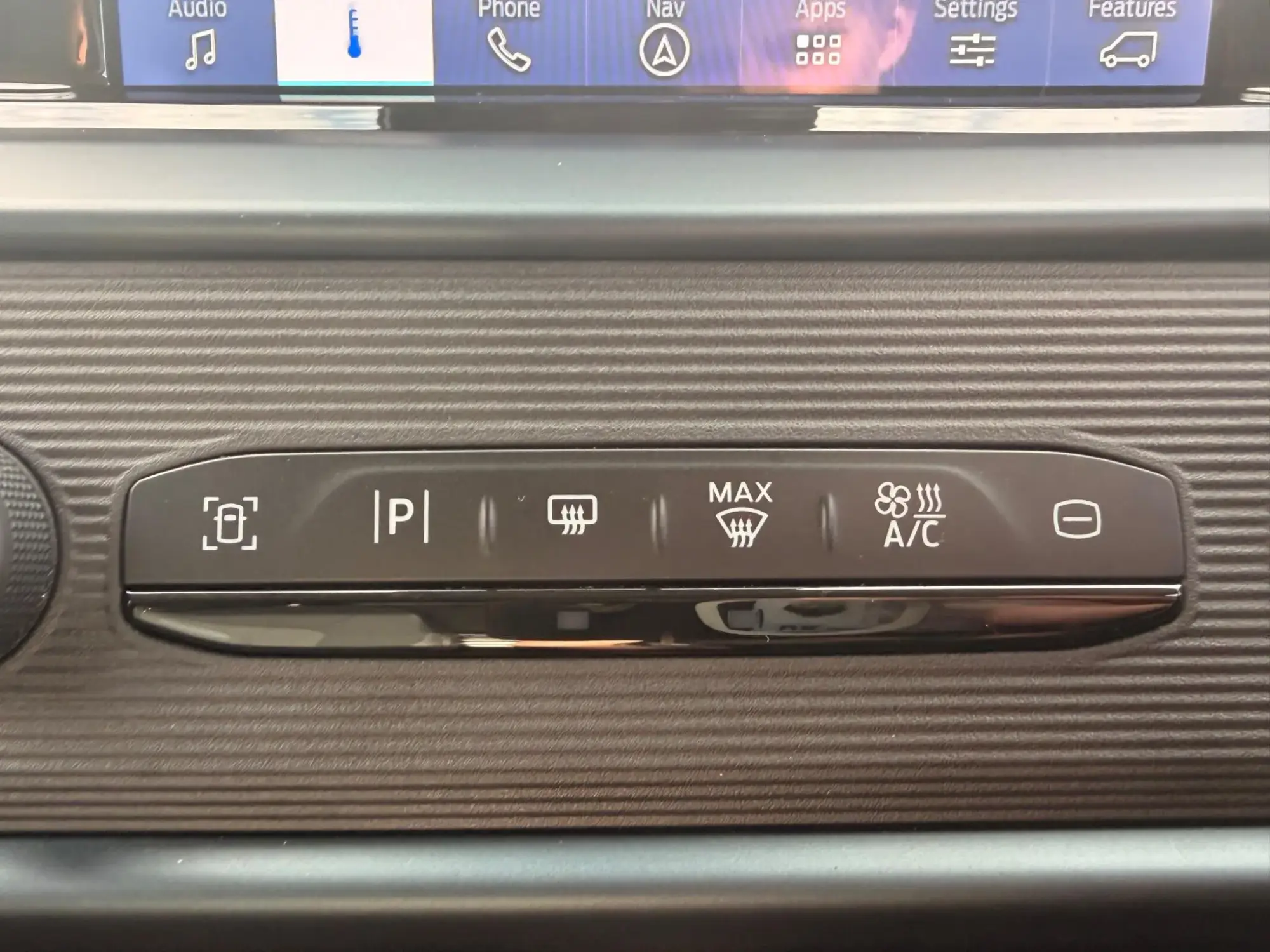 Ford Transit Courier Image 13 Ford Transit Courier Image 13