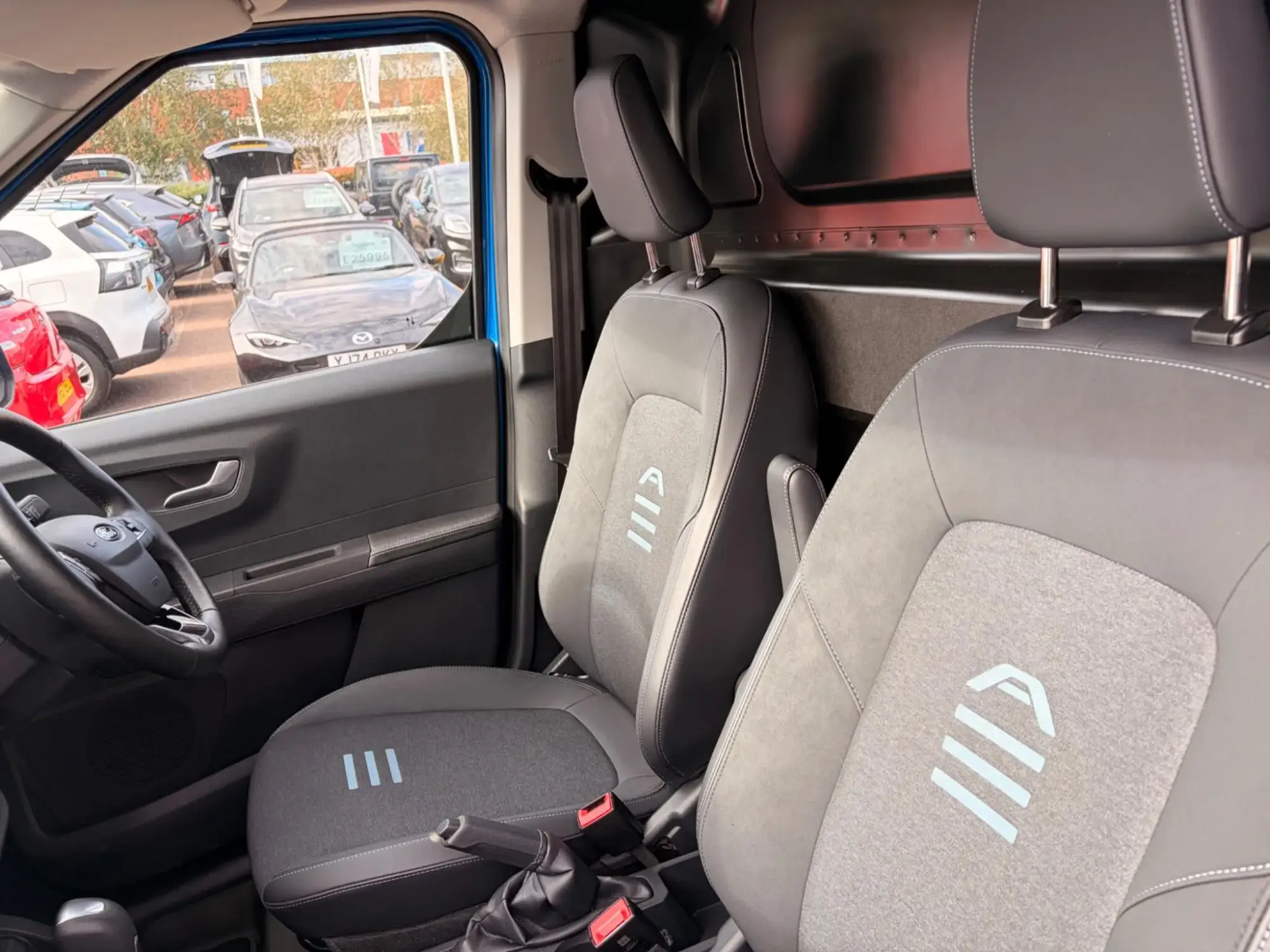 Ford Transit Courier Image 19 Ford Transit Courier Image 19