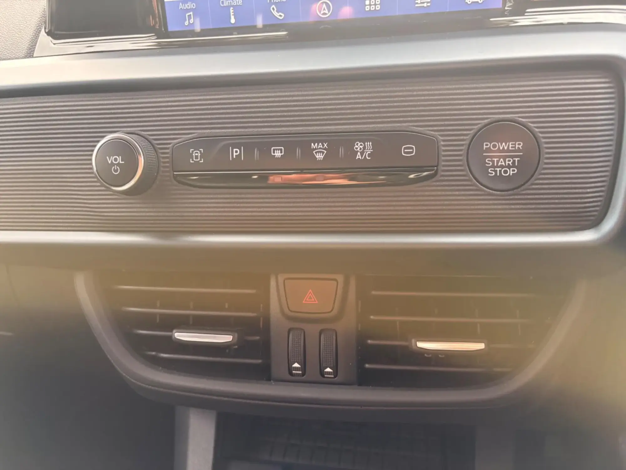 Ford Transit Courier Image 21 Ford Transit Courier Image 21