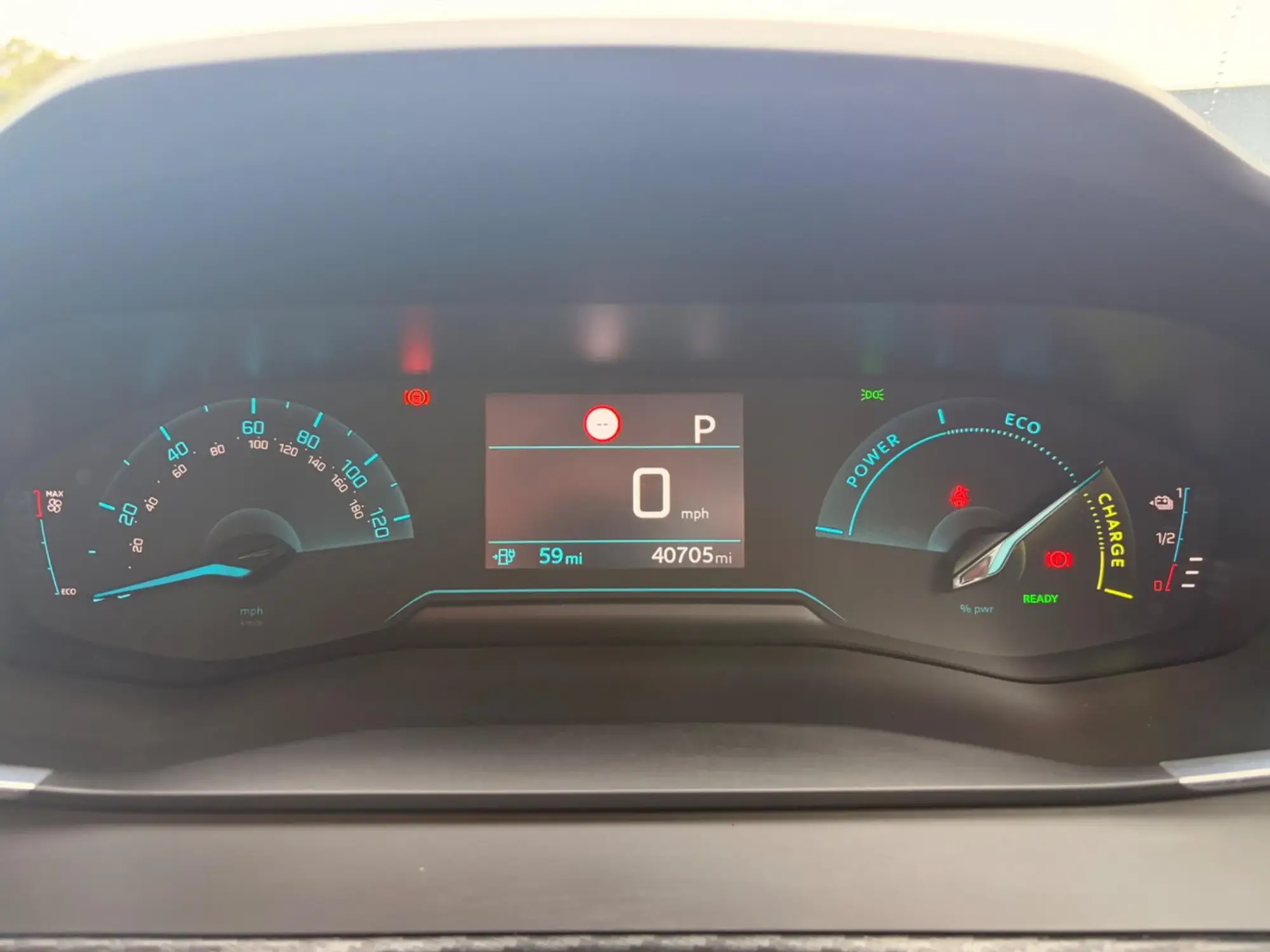 Peugeot E-208 Image 22
