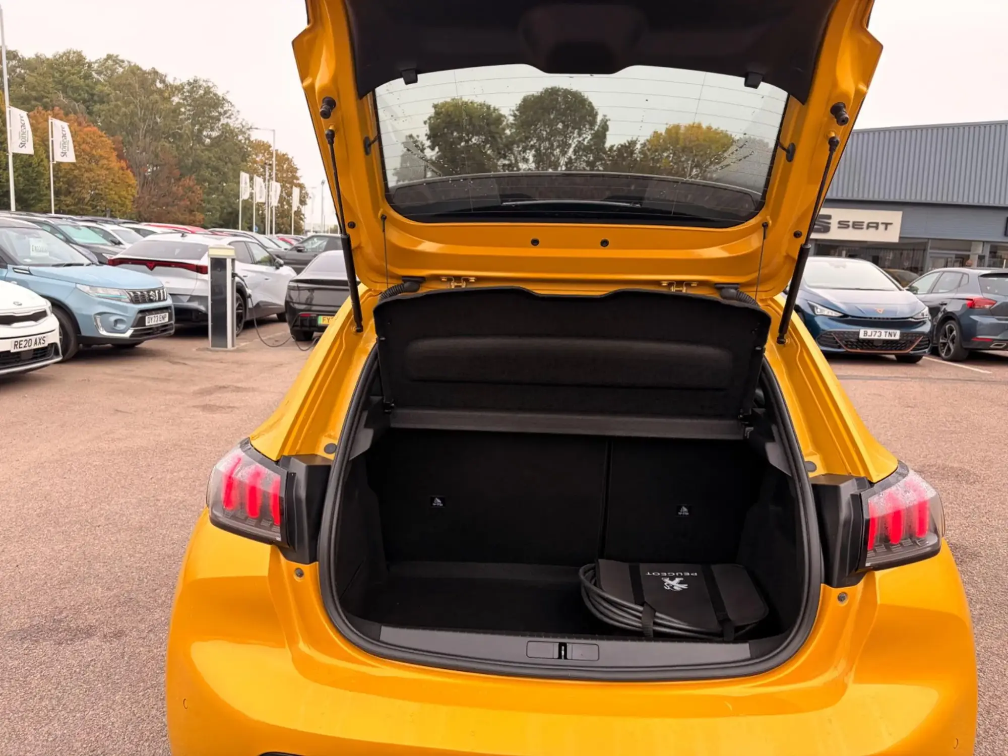 Peugeot E-208 Image 23