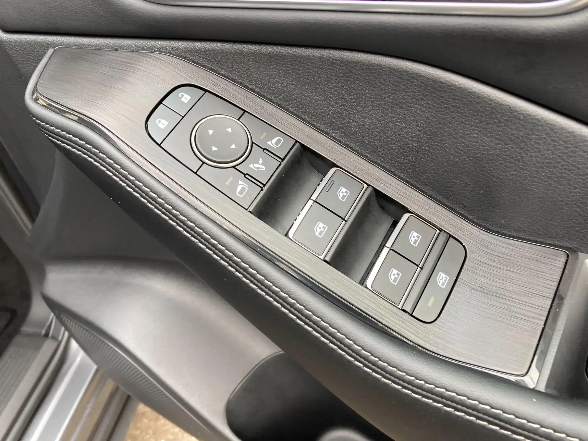 Nissan X-Trail Image 57 Nissan X-Trail Image 57
