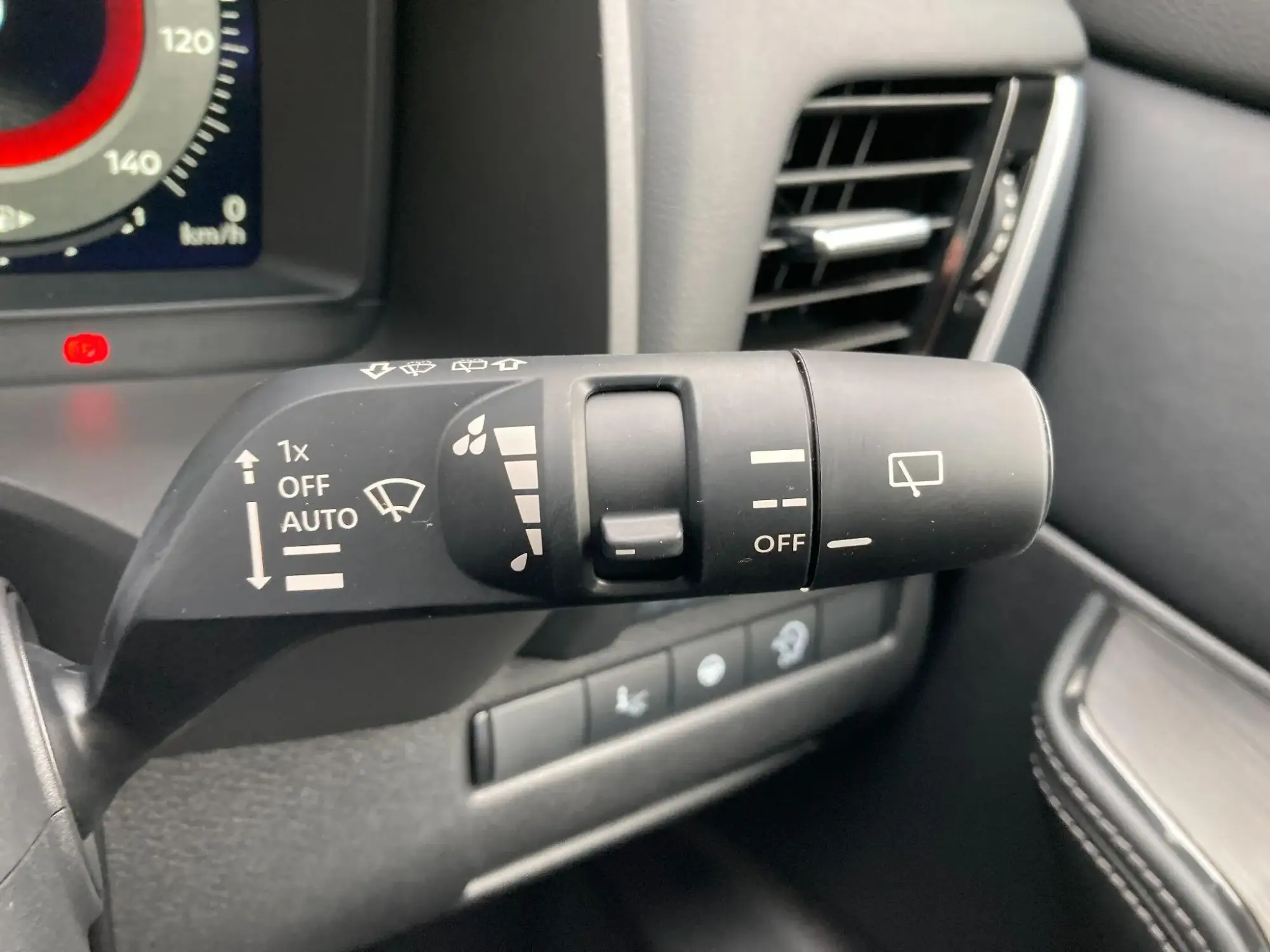 Nissan X-Trail Image 63 Nissan X-Trail Image 63
