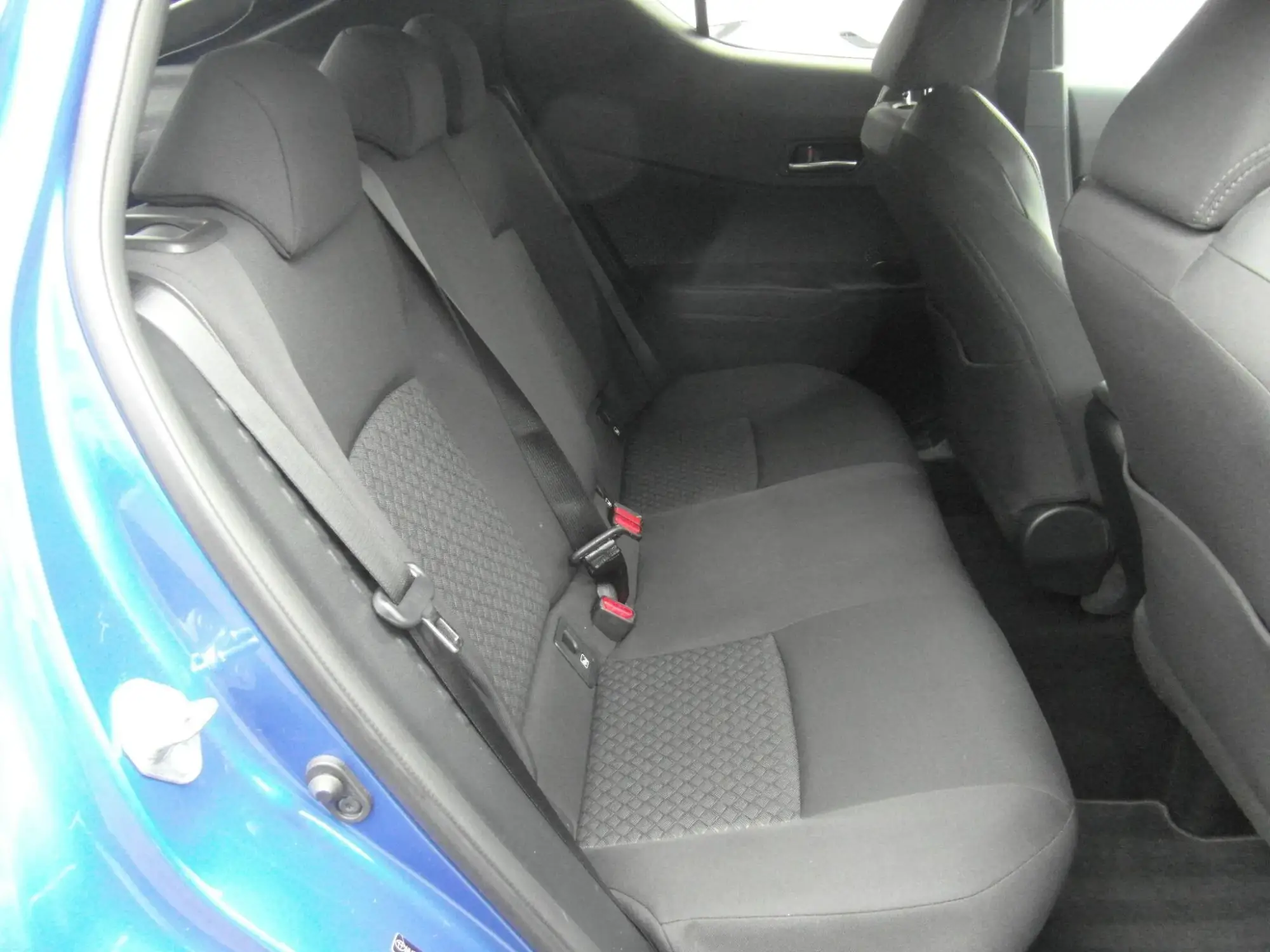 Toyota C-HR Hybrid Image 13