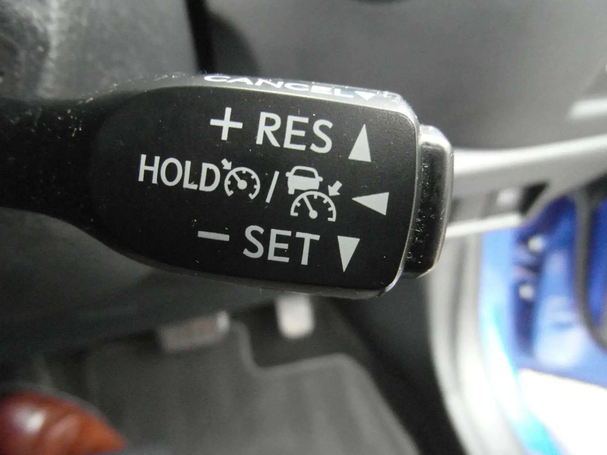 Toyota C-HR Hybrid Image 20