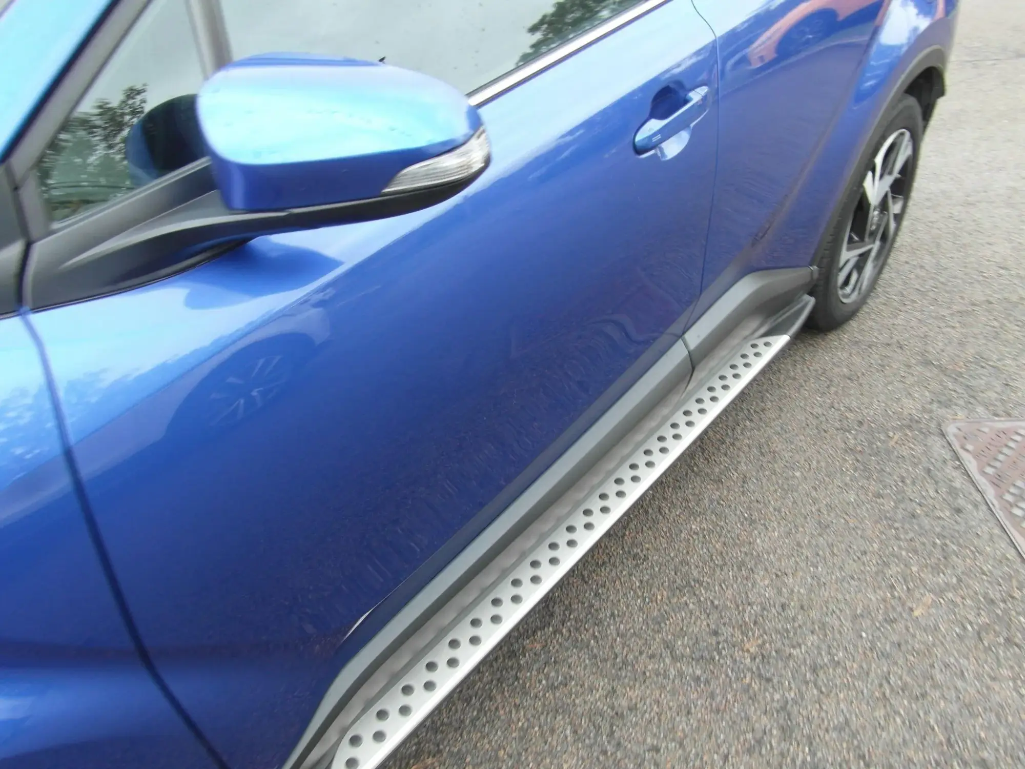 Toyota C-HR Hybrid Image 35