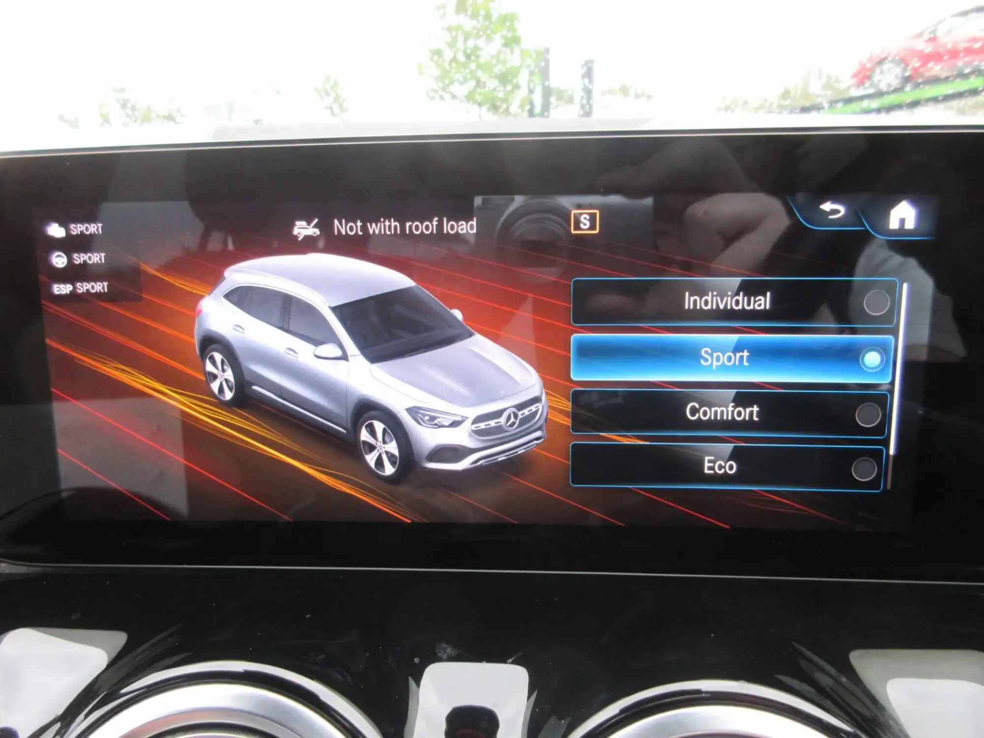 Mercedes-Benz GLA Image 67