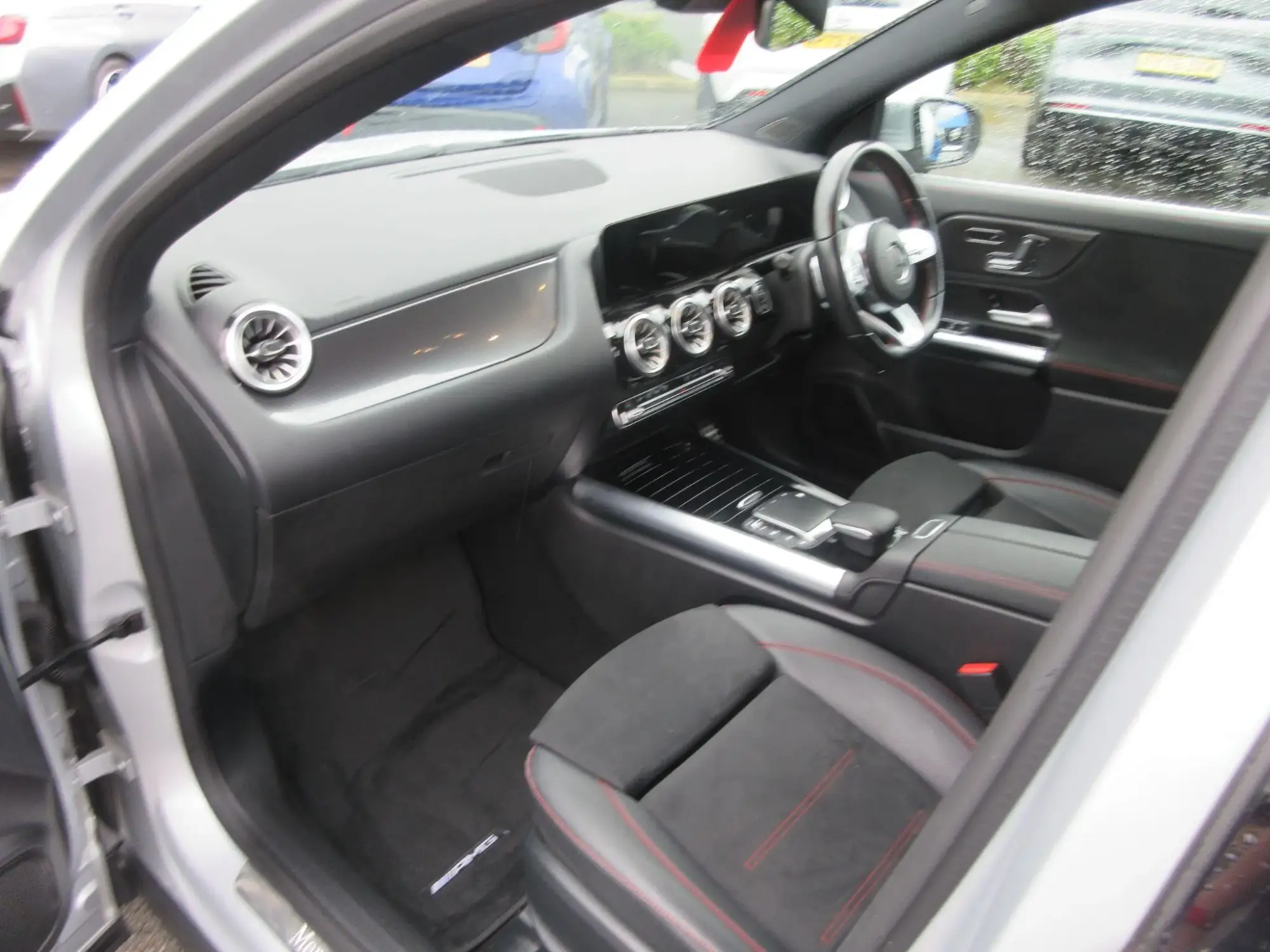 Mercedes-Benz GLA Image 79
