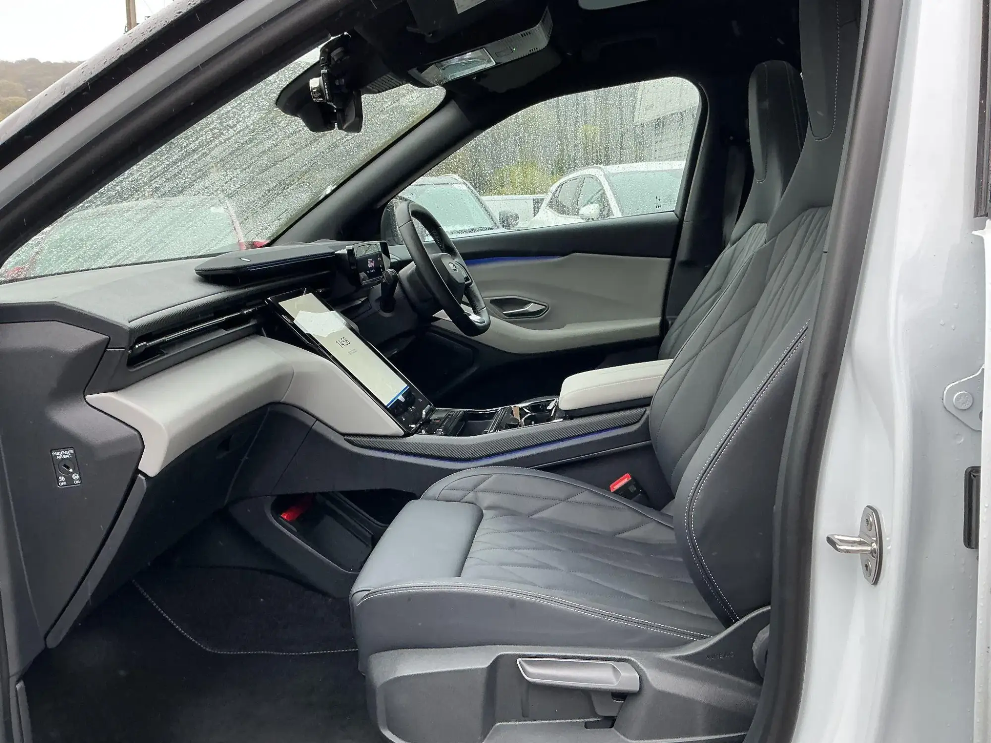 Ford Explorer Image 21 Ford Explorer Image 21