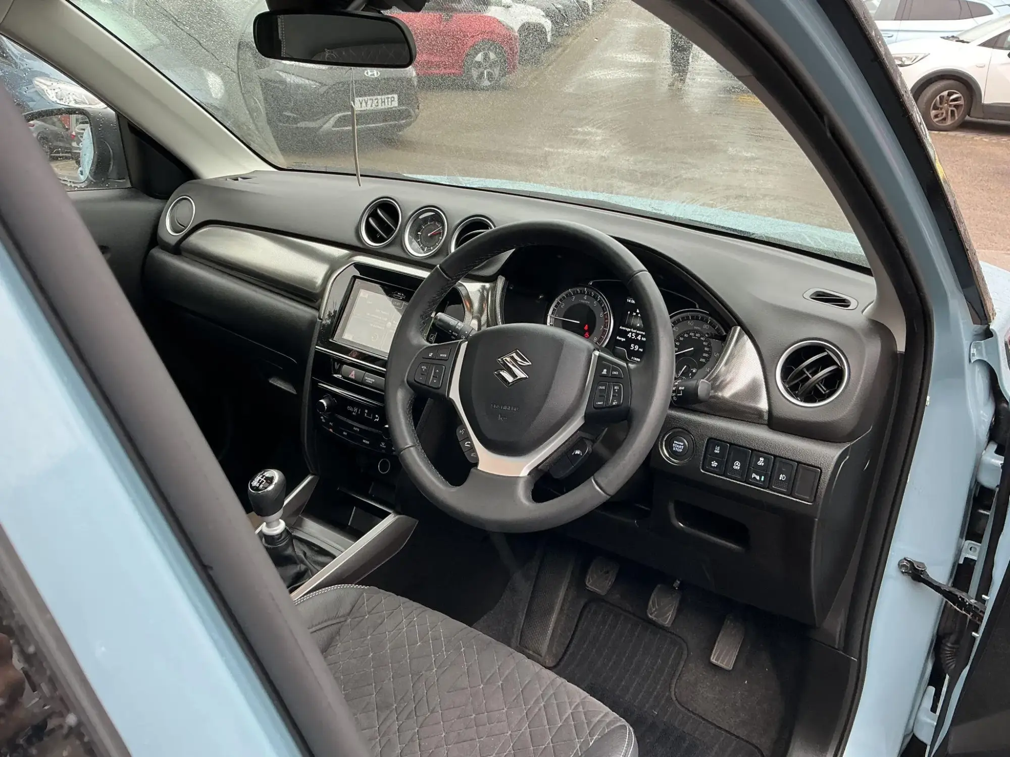 Suzuki Vitara Image 10
