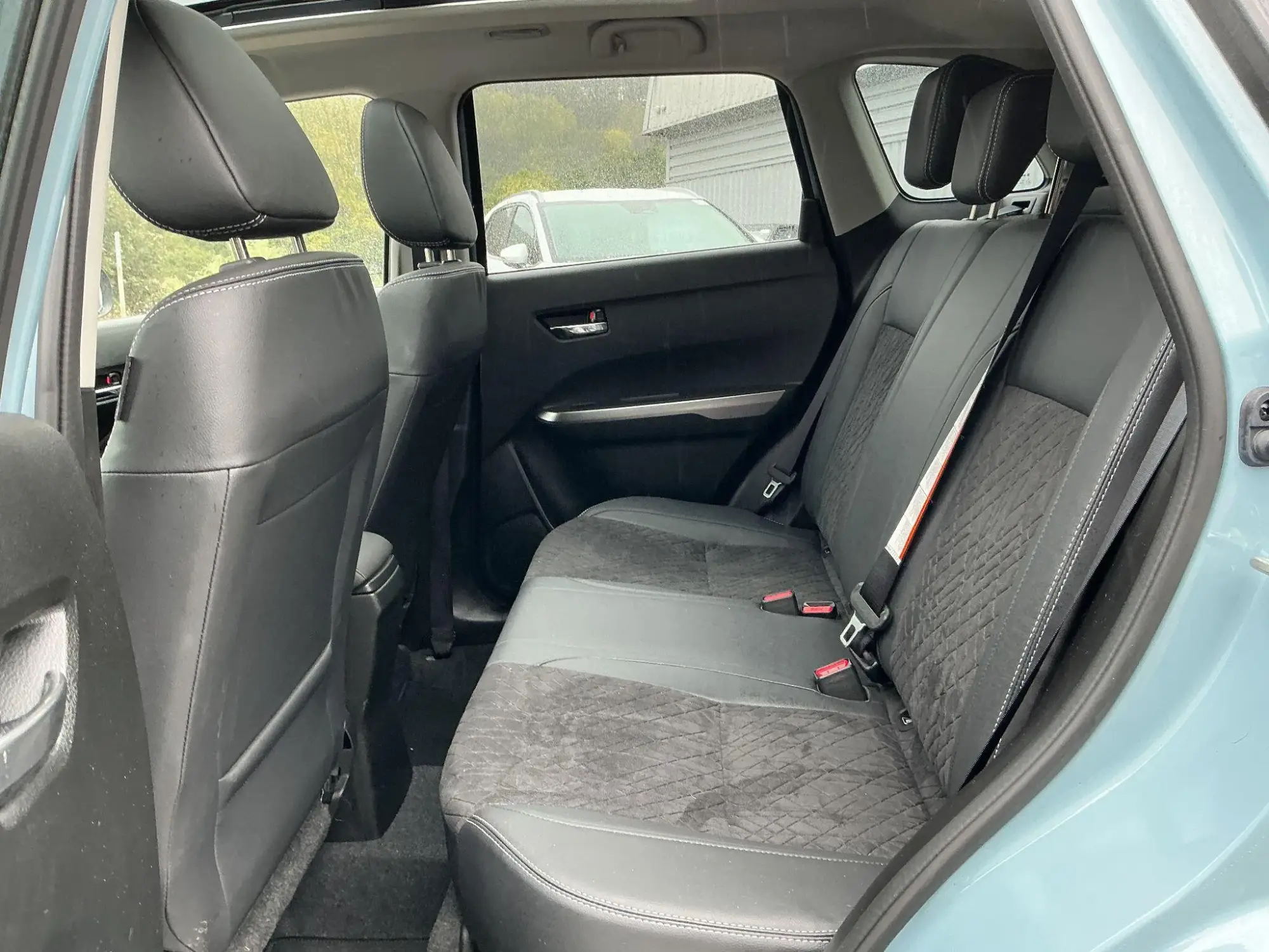 Suzuki Vitara Image 16