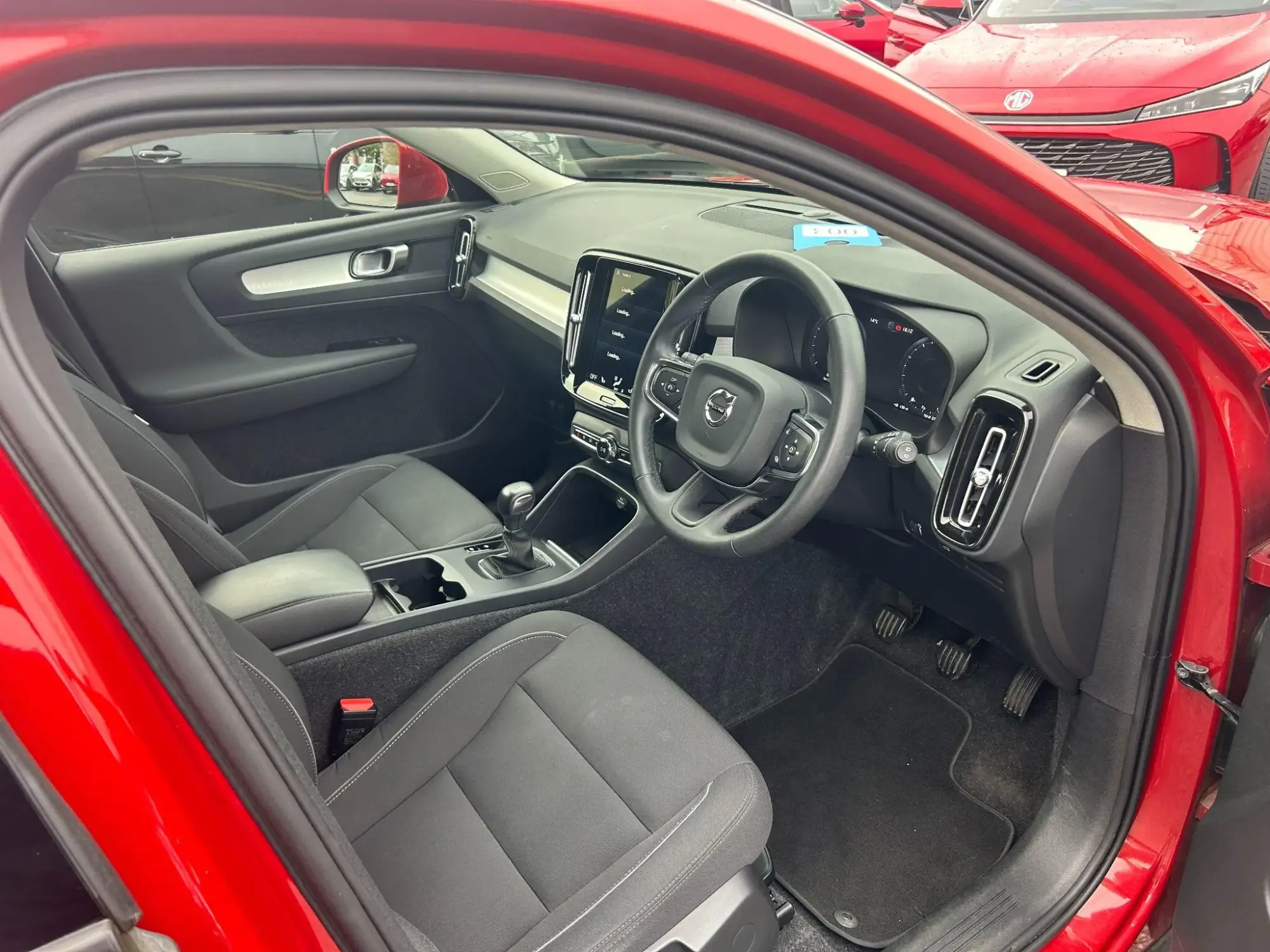 Volvo XC40 Image 13