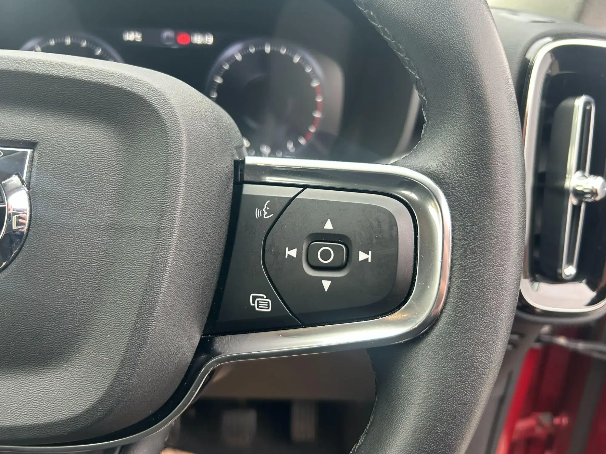 Volvo XC40 Image 16