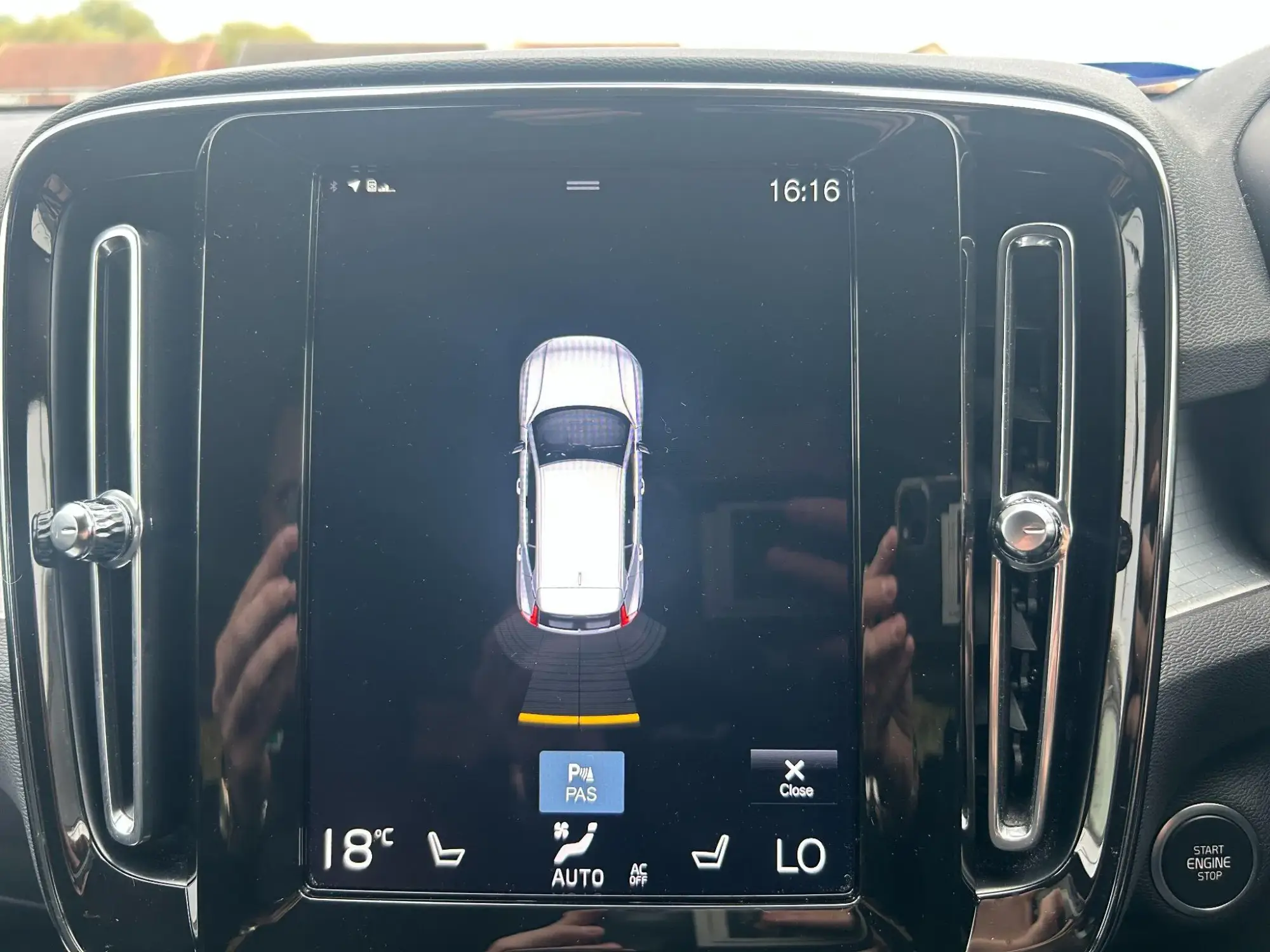 Volvo XC40 Image 28