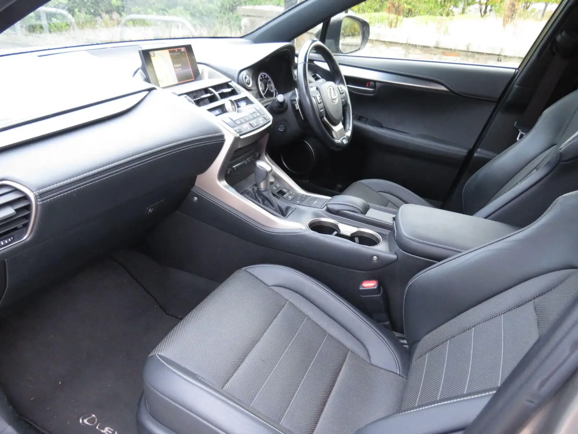 Lexus NX Self-Charging Hybrid Image 12 Lexus NX Self-Charging Hybrid Image 12