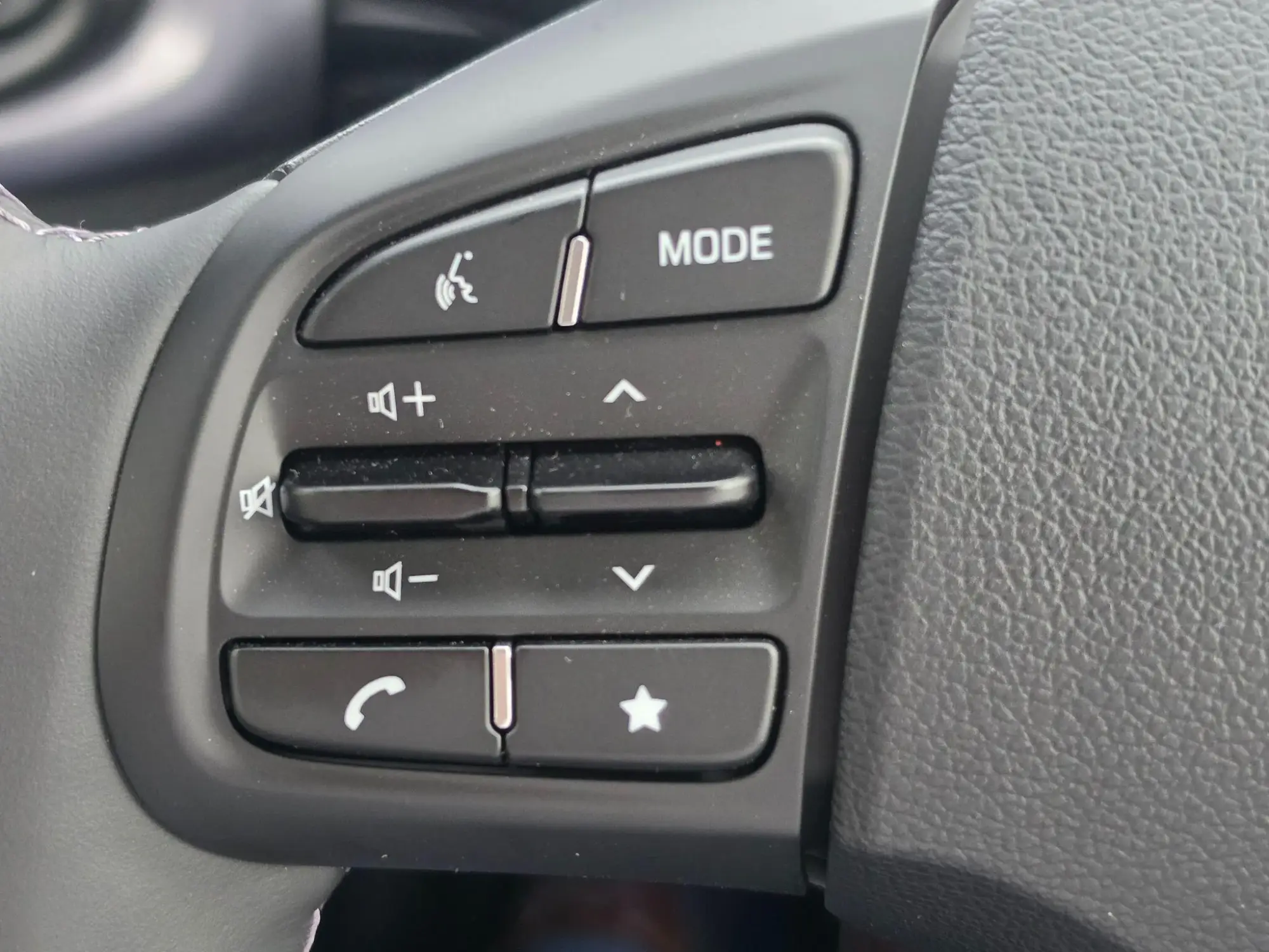 Hyundai i10 Image 16 Hyundai i10 Image 16