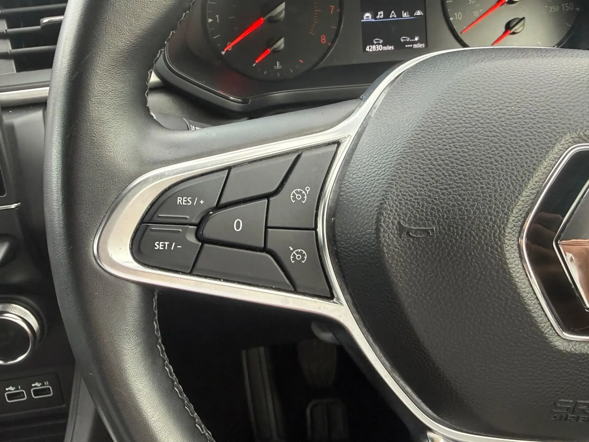 Renault Captur Image 15 Renault Captur Image 15