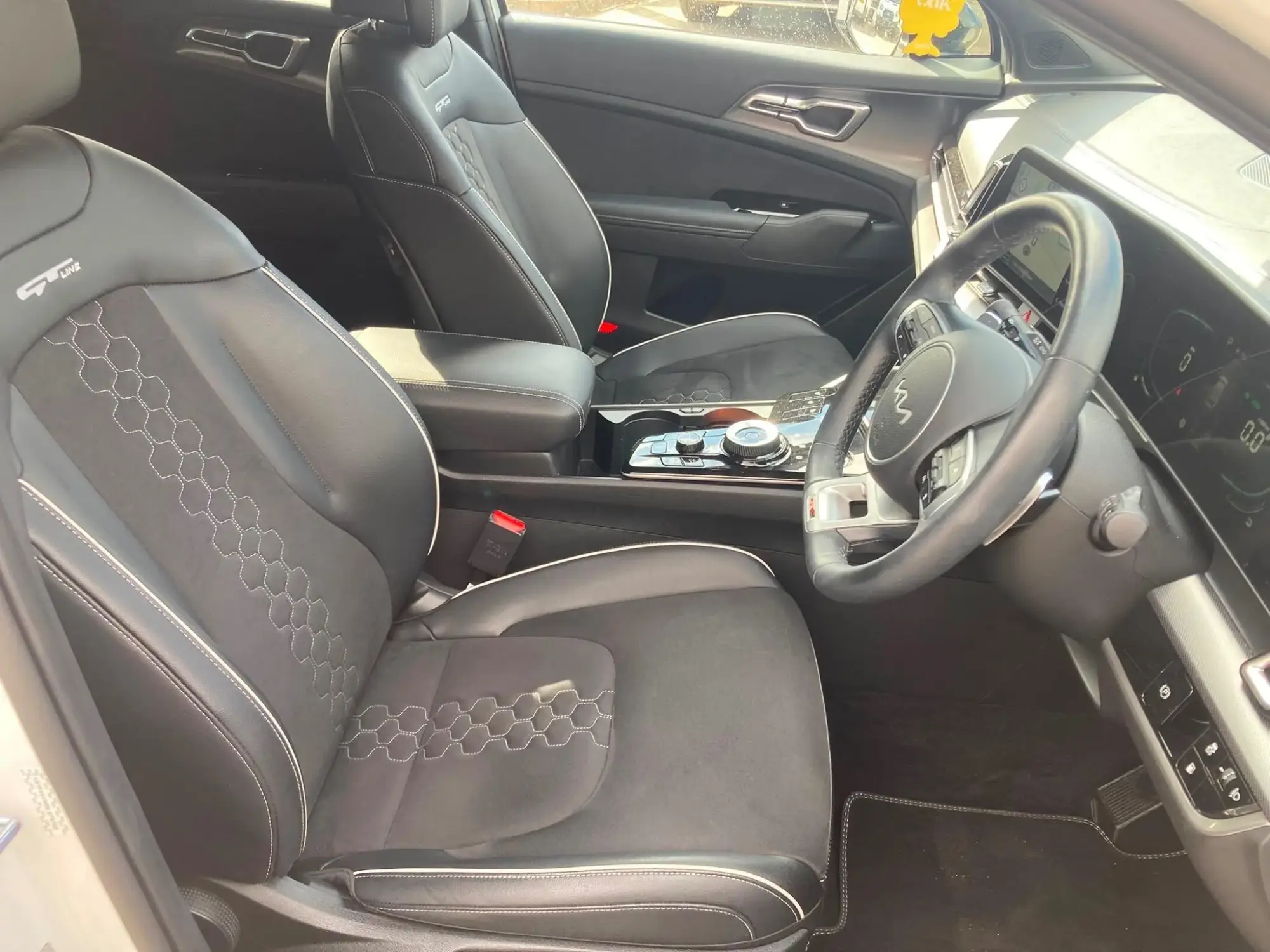 Kia Sportage Plug-In Hybrid Image 22