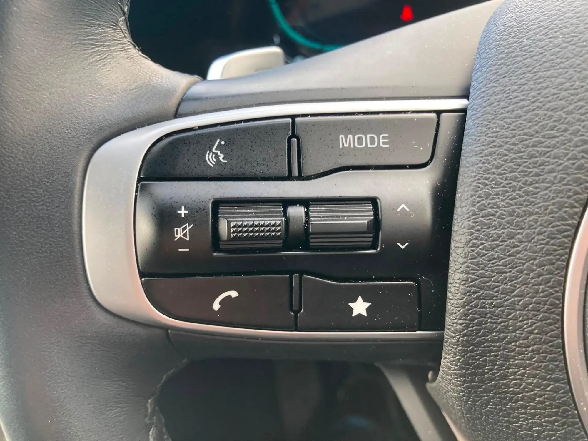 Kia Sportage Plug-In Hybrid Image 24