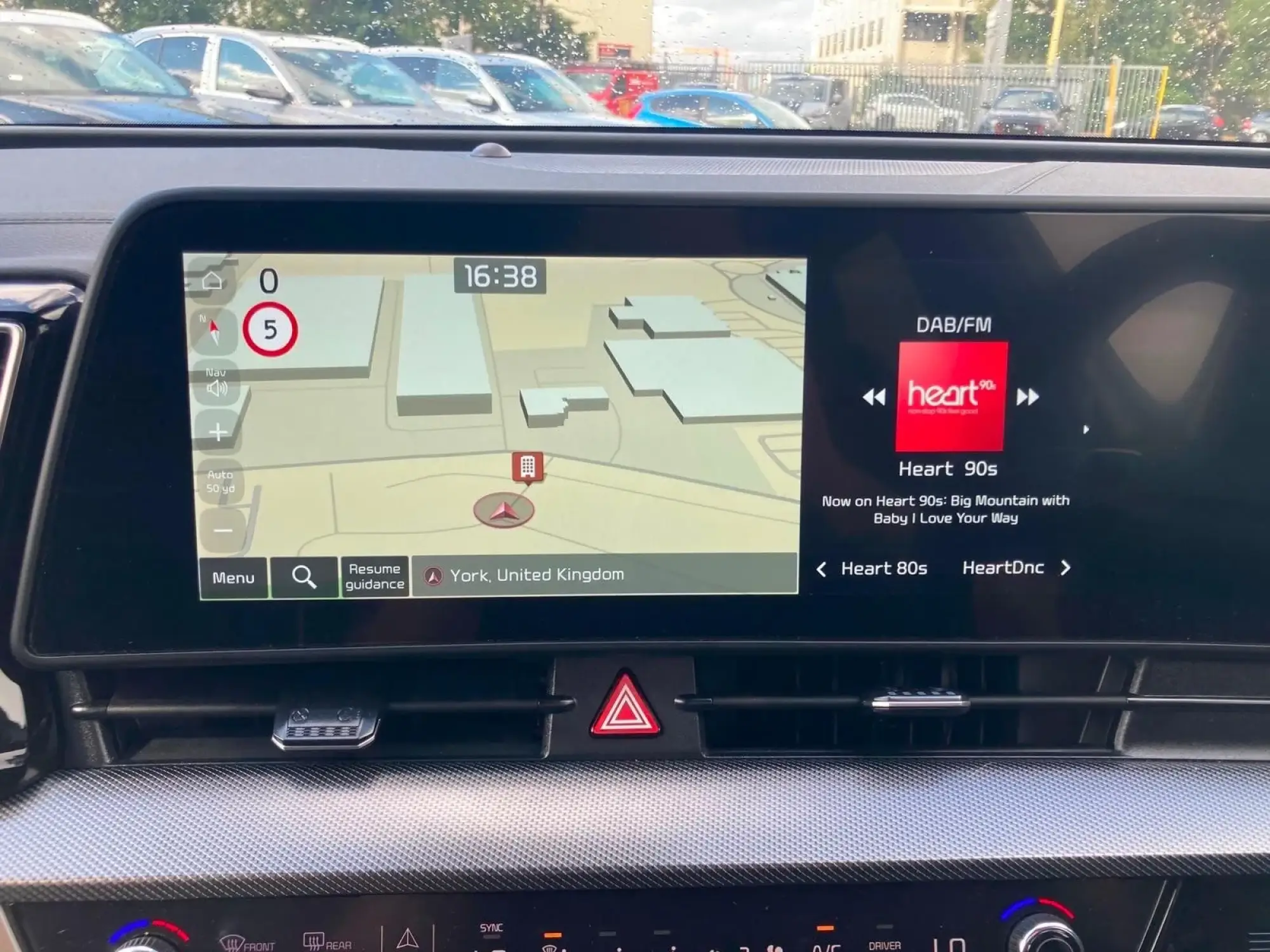 Kia Sportage Plug-In Hybrid Image 35