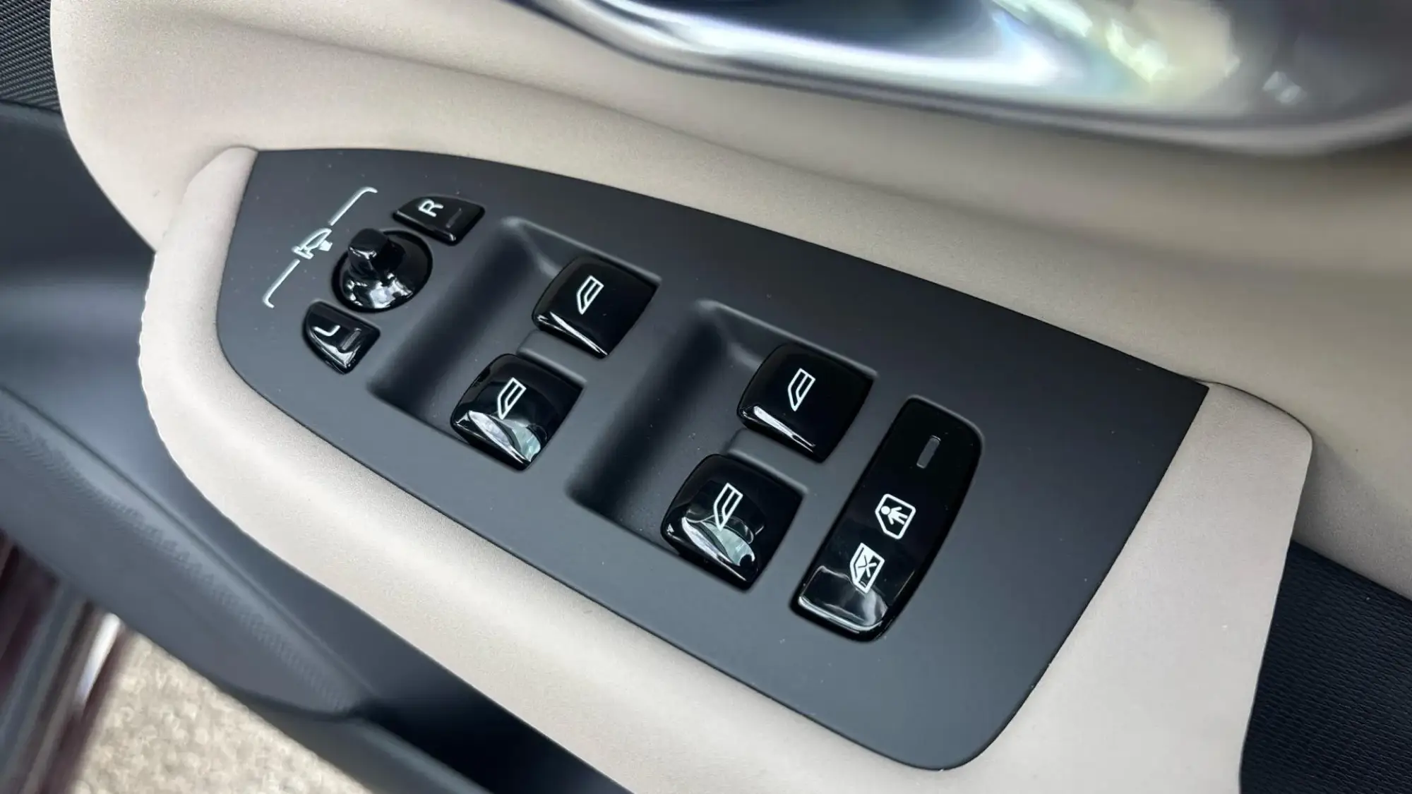 Volvo XC90 Image 16 Volvo XC90 Image 16