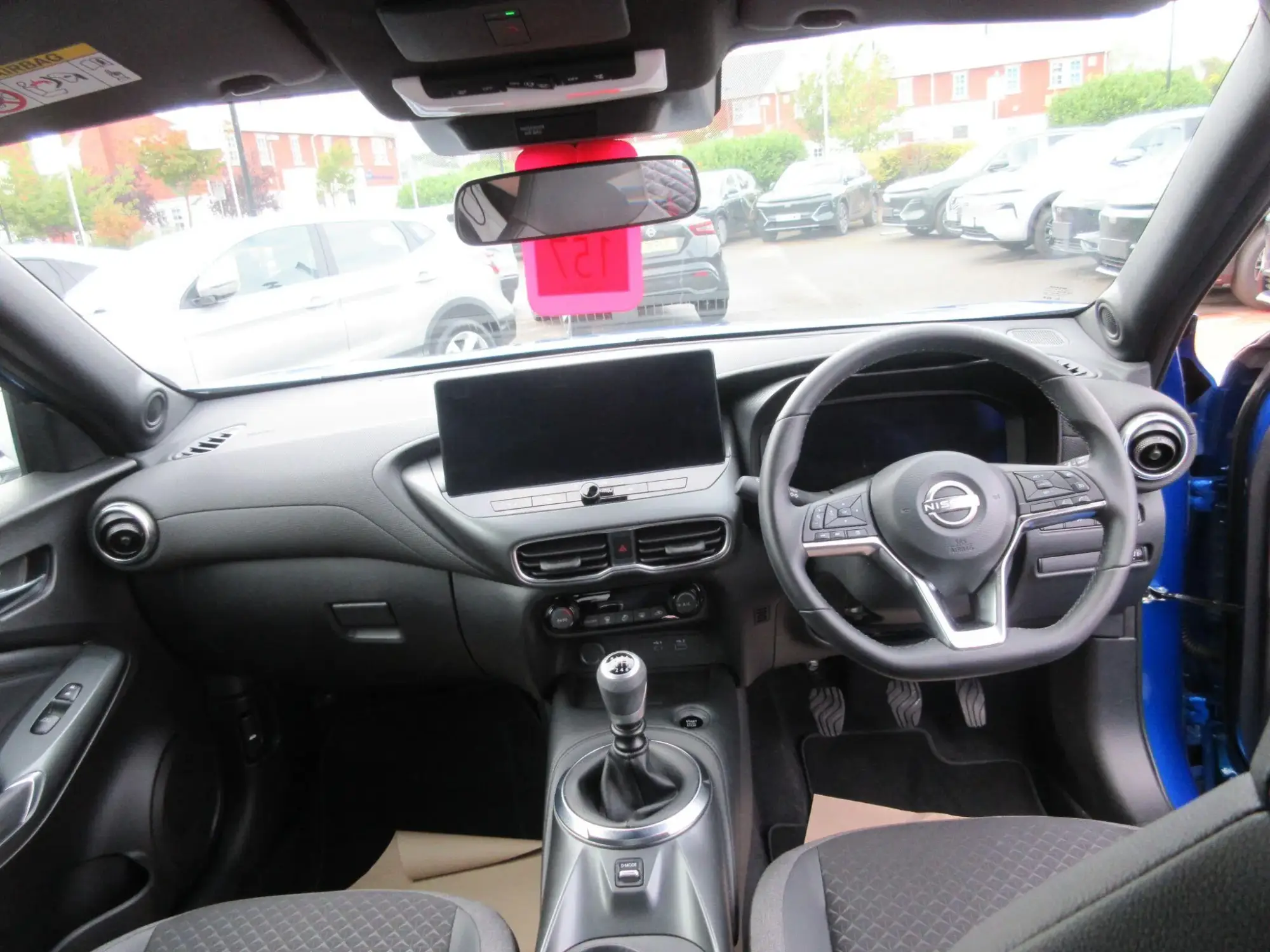 Nissan Juke Image 12