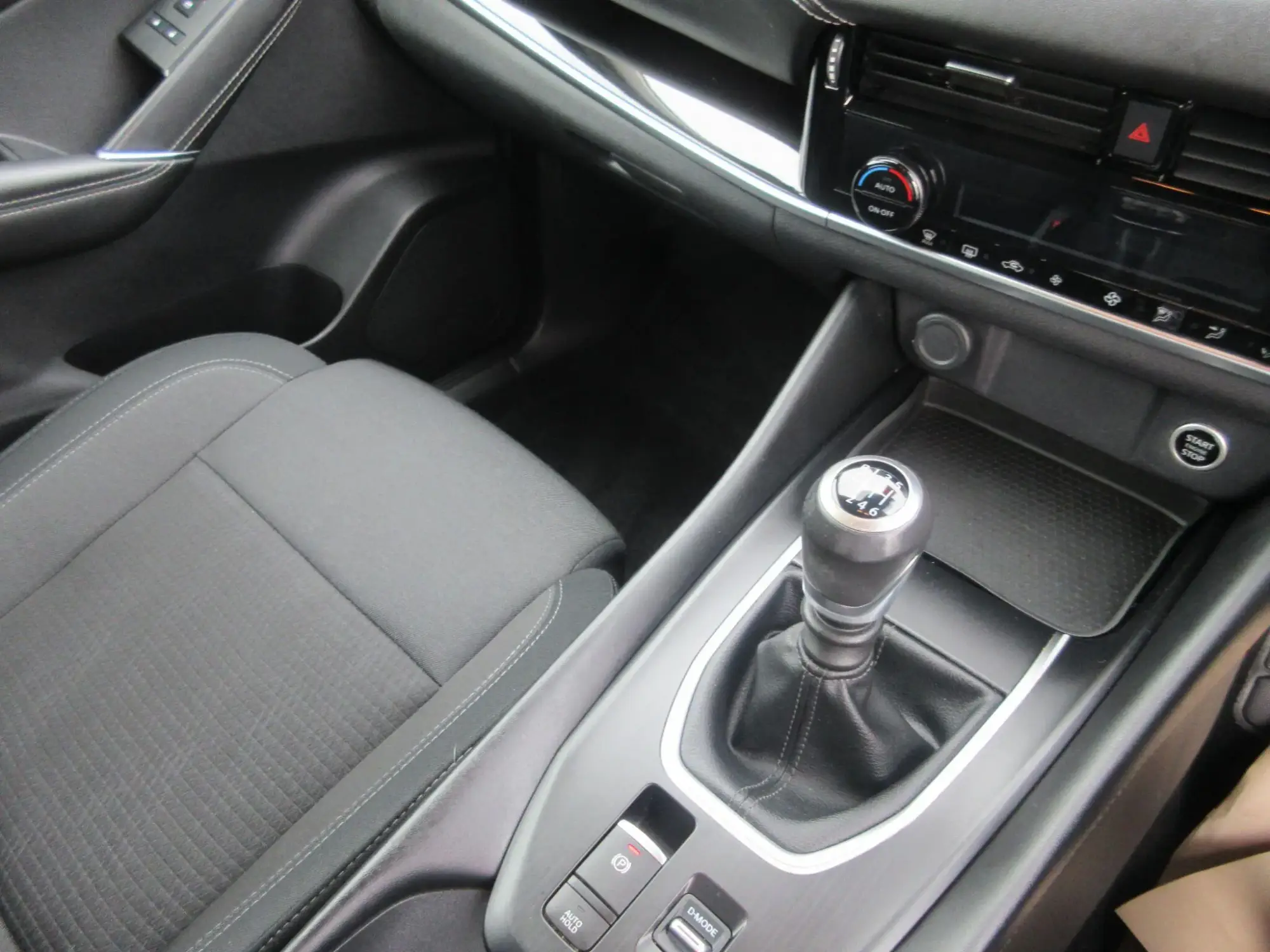Nissan Qashqai Image 10 Nissan Qashqai Image 10