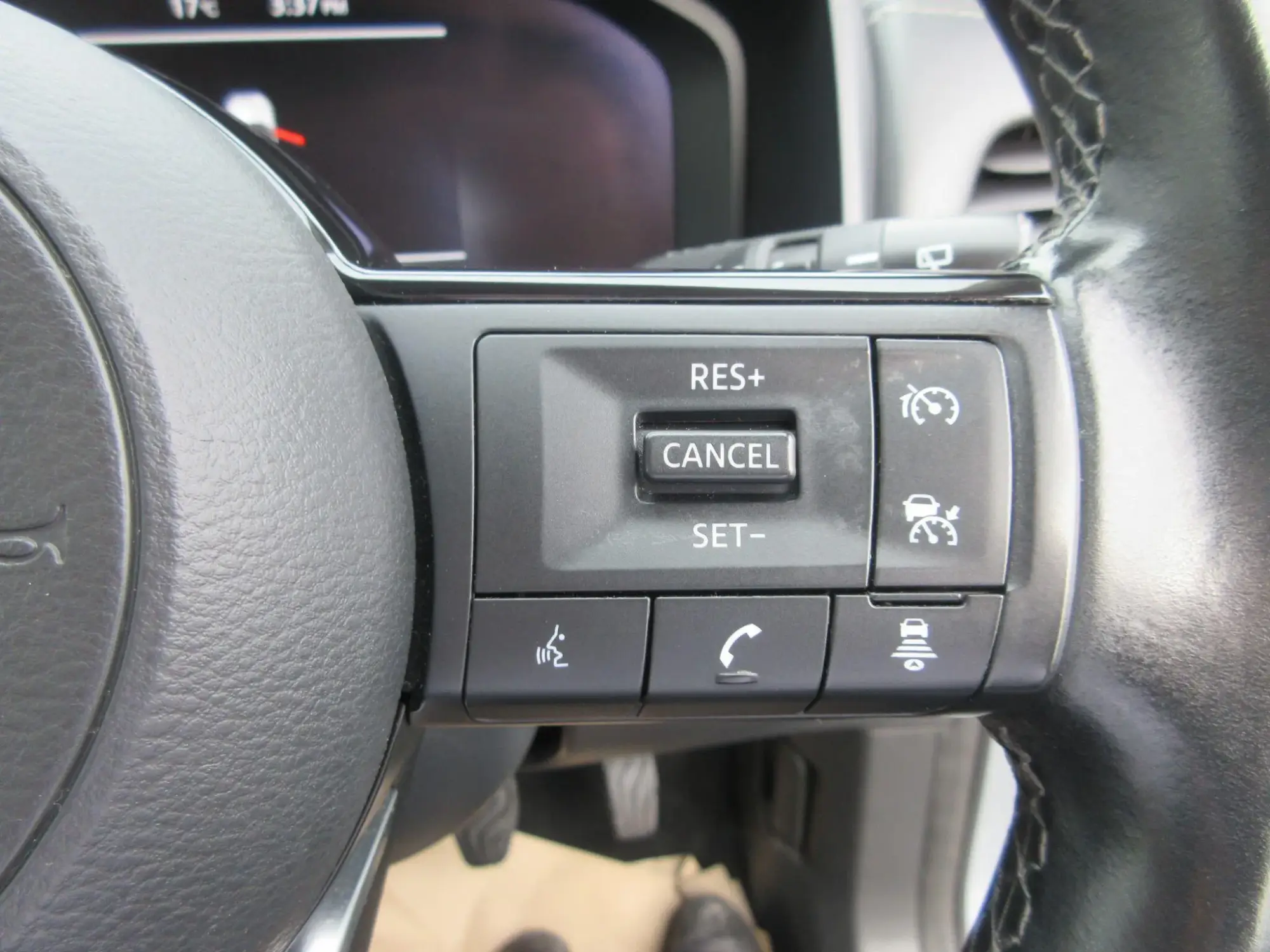 Nissan Qashqai Image 16 Nissan Qashqai Image 16