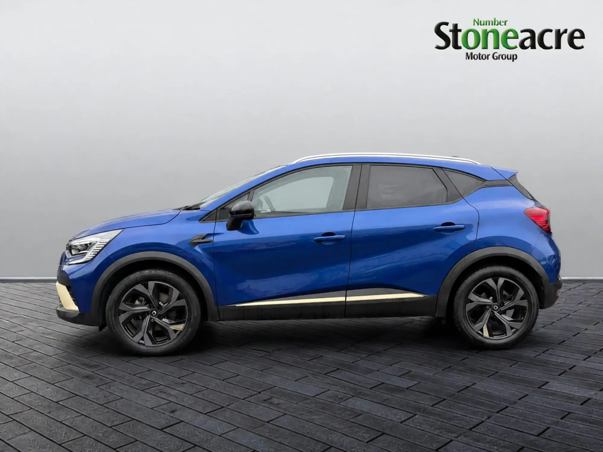 Renault Captur E-Tech Image 6