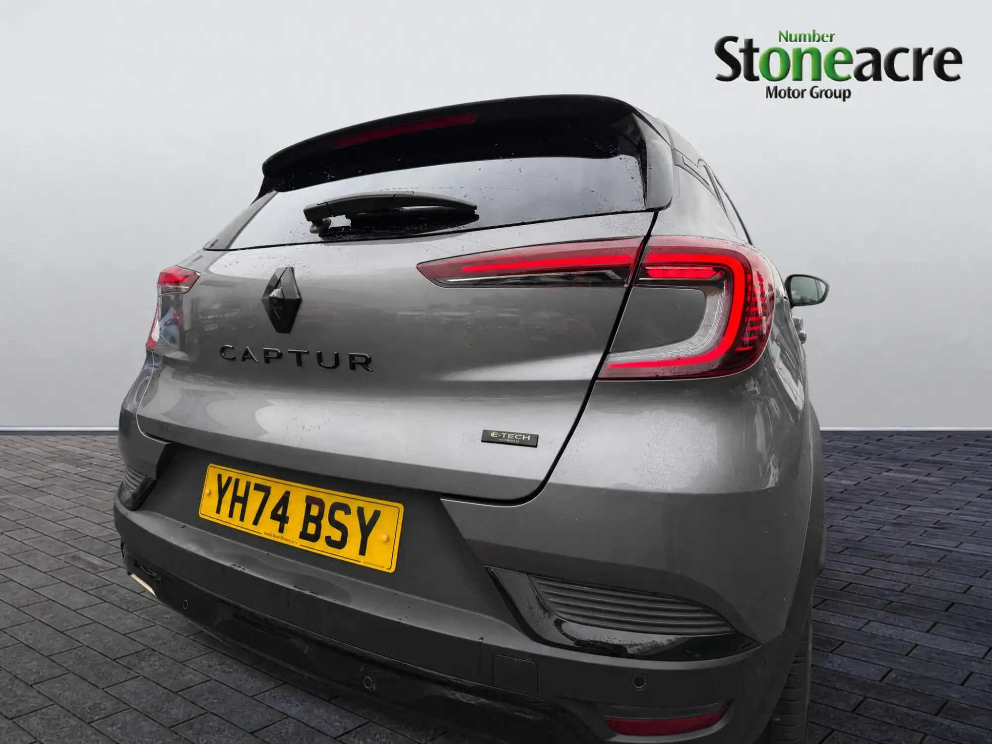 Renault Captur E-Tech Image 9