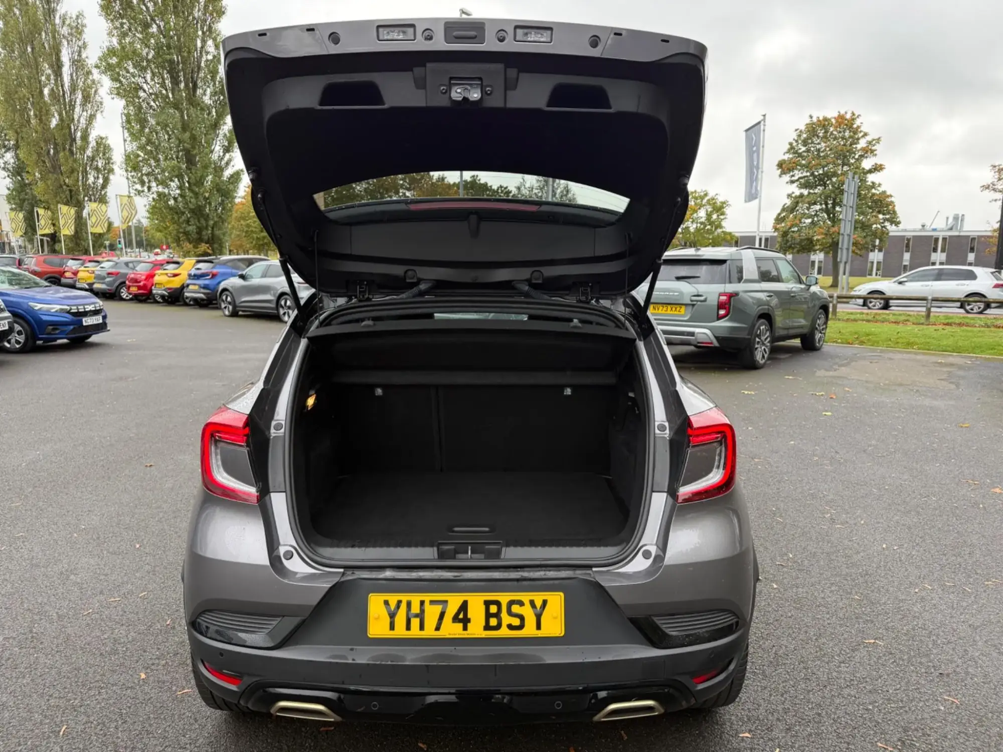 Renault Captur E-Tech Image 16