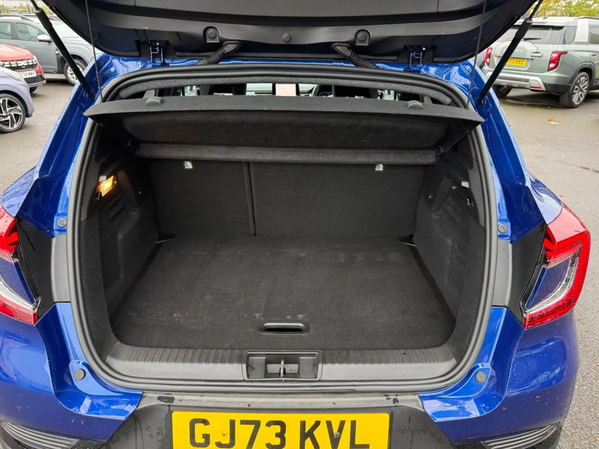 Renault Captur E-Tech Image 18