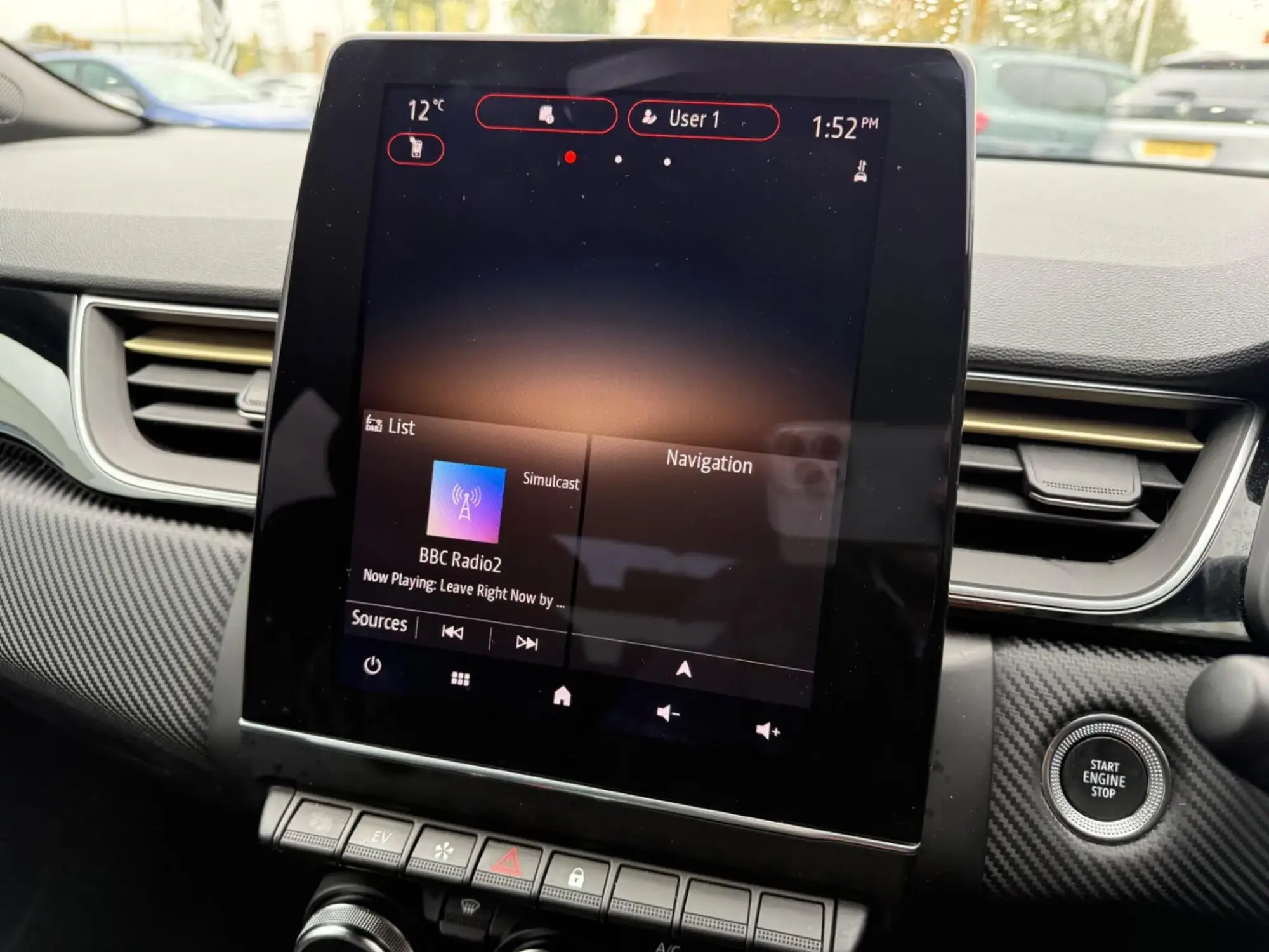 Renault Captur E-Tech Image 24