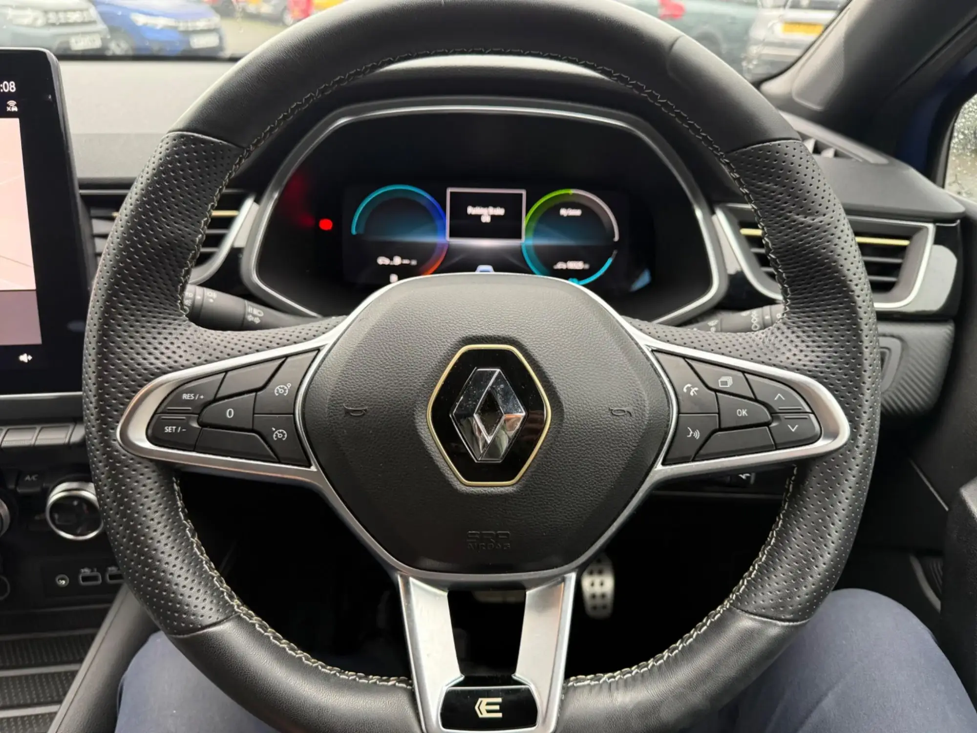 Renault Captur E-Tech Image 22