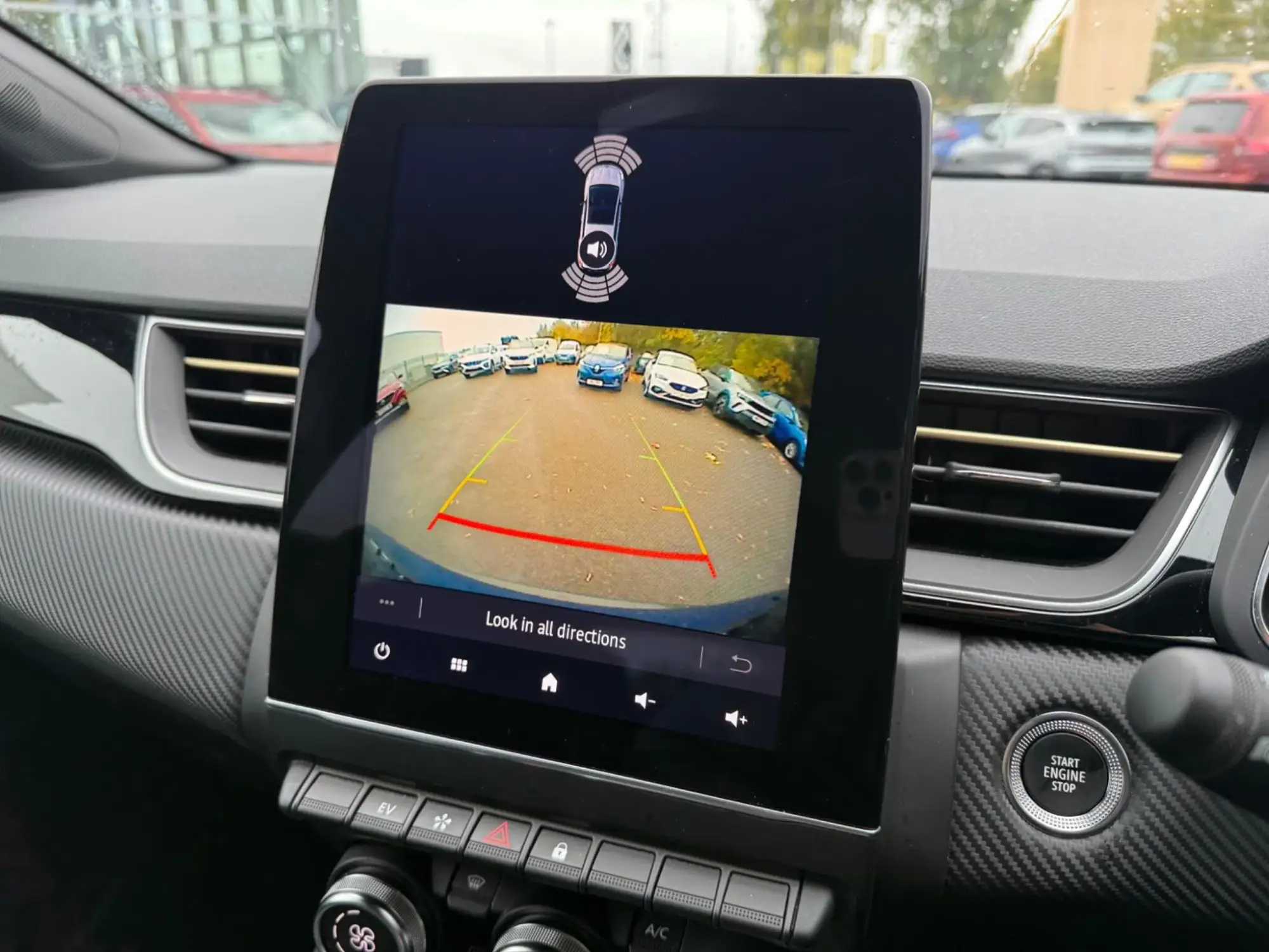 Renault Captur E-Tech Image 29