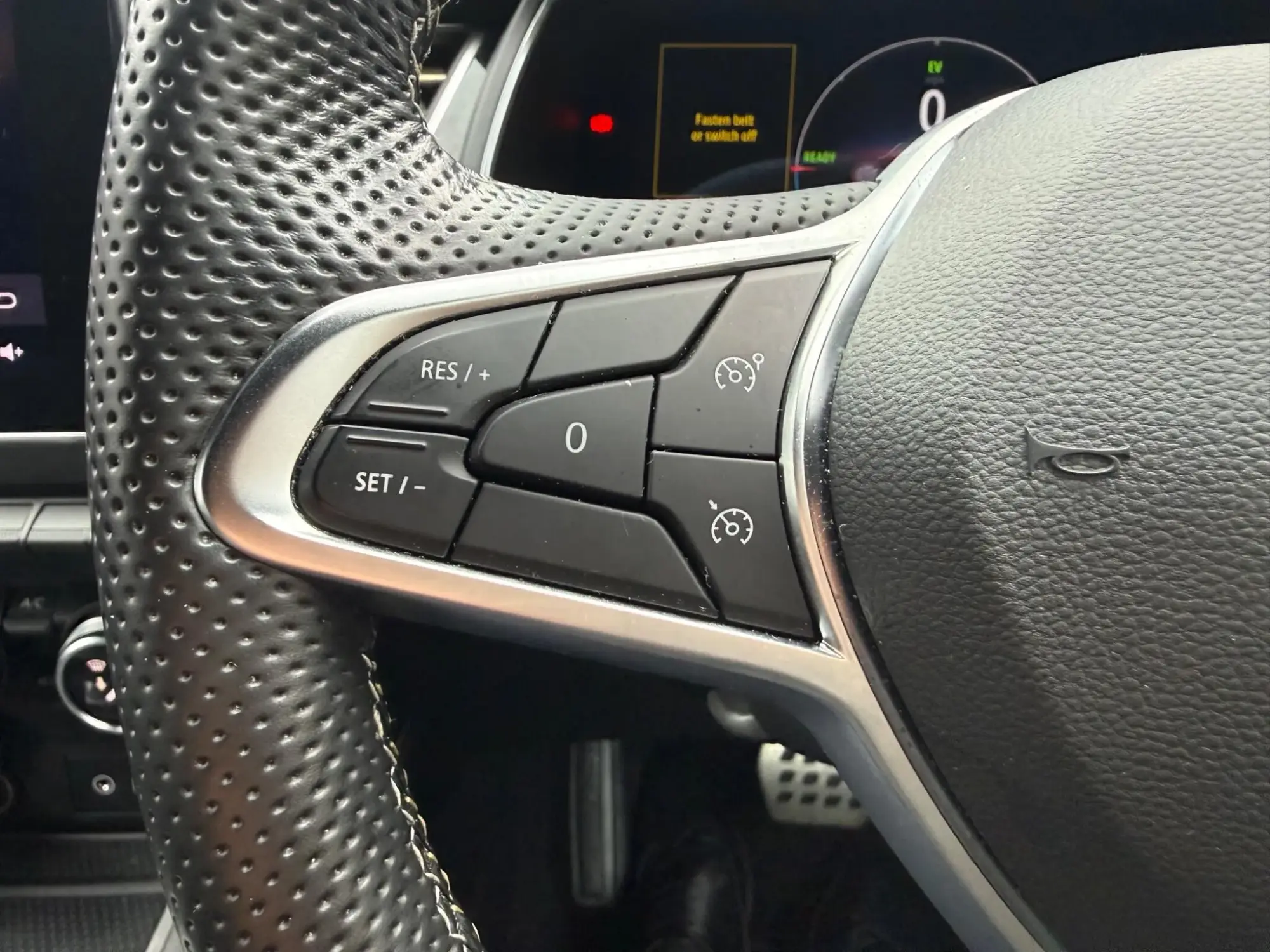 Renault Captur E-Tech Image 31