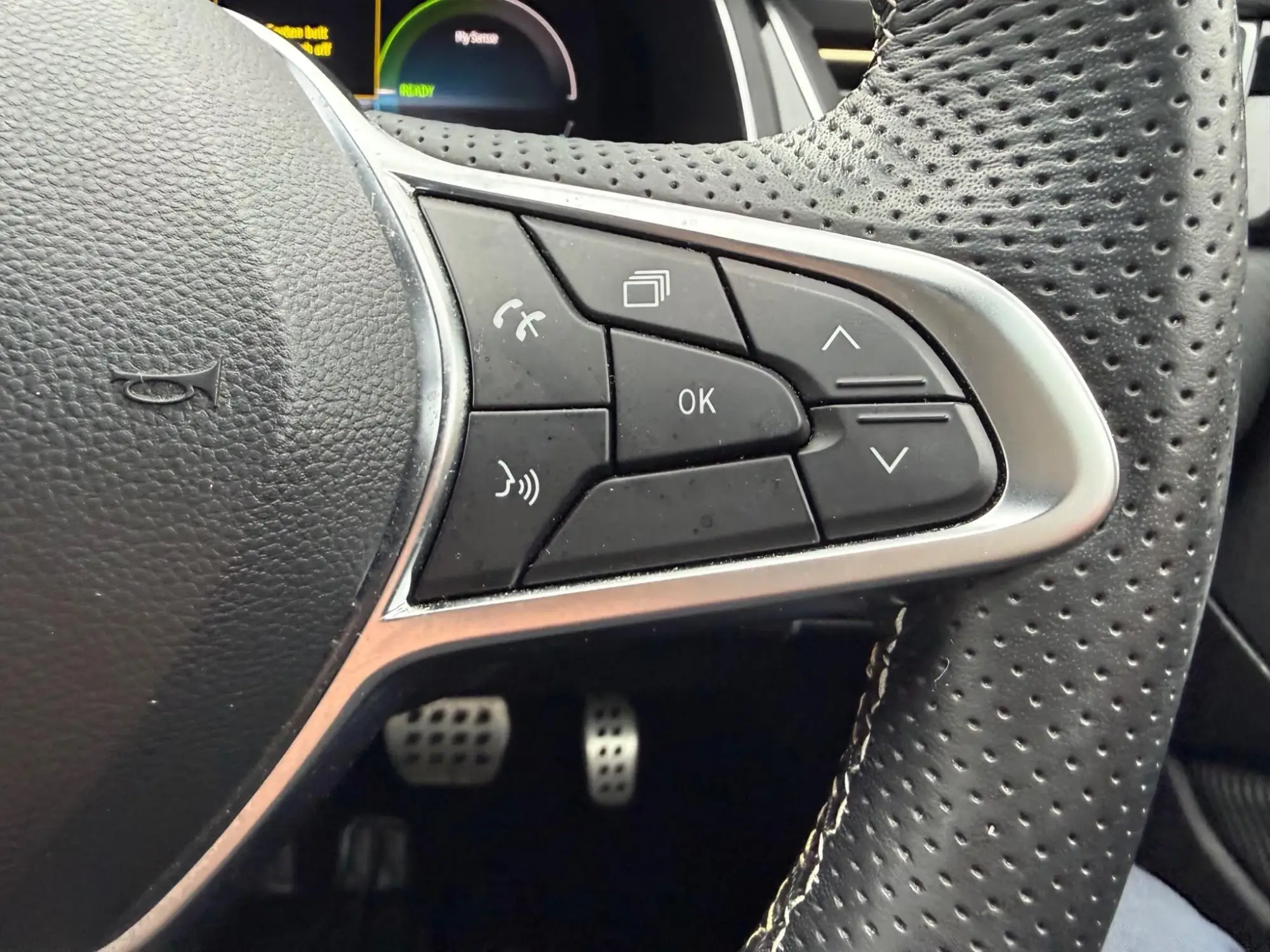 Renault Captur E-Tech Image 35