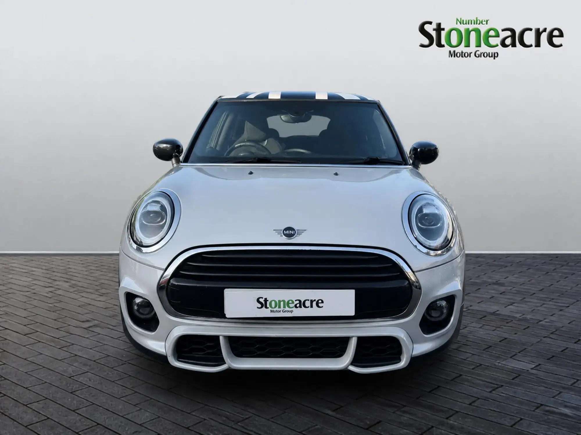 MINI Hatch Image 2 MINI Hatch Image 2