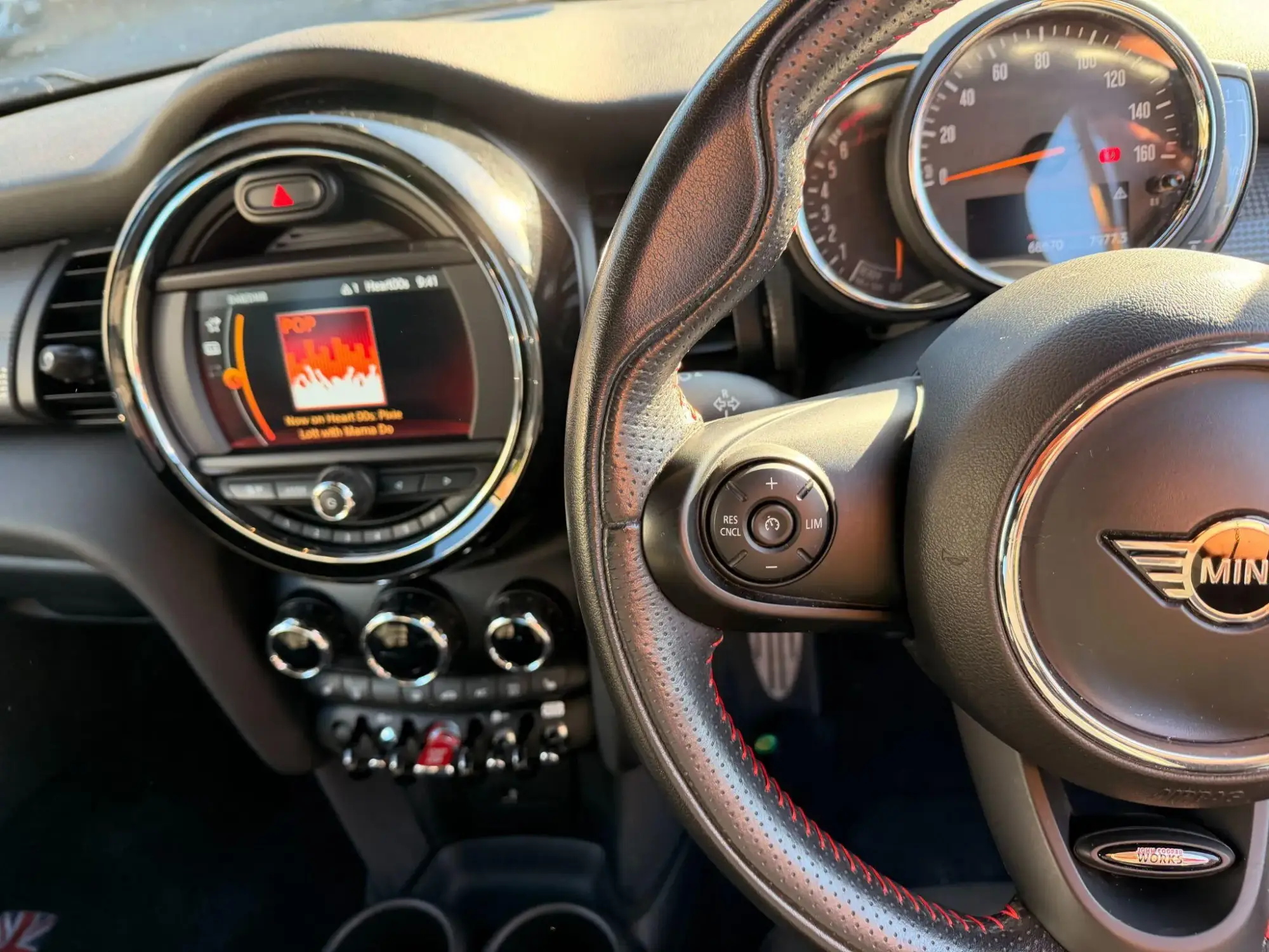 MINI Hatch Image 10 MINI Hatch Image 10