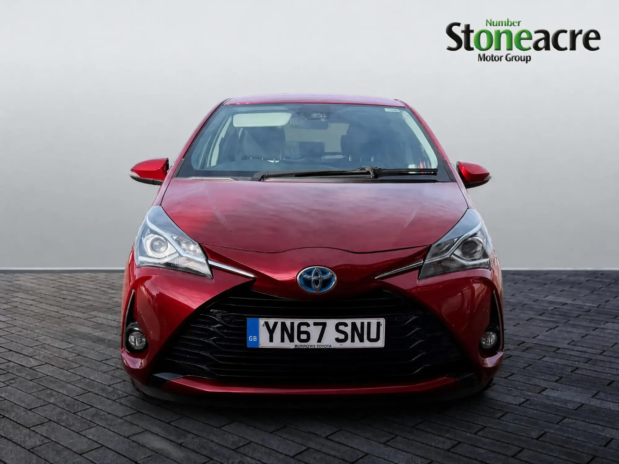Toyota Yaris 1.5 VVT-h Icon Tech Hatchback 5dr Petrol Hybrid E-CVT Euro 6 (s/s) (100 ps) YN67SNU Image 2 Toyota Yaris 1.5 VVT-h Icon Tech Hatchback 5dr Petrol Hybrid E-CVT Euro 6 (s/s) (100 ps) YN67SNU Image 2