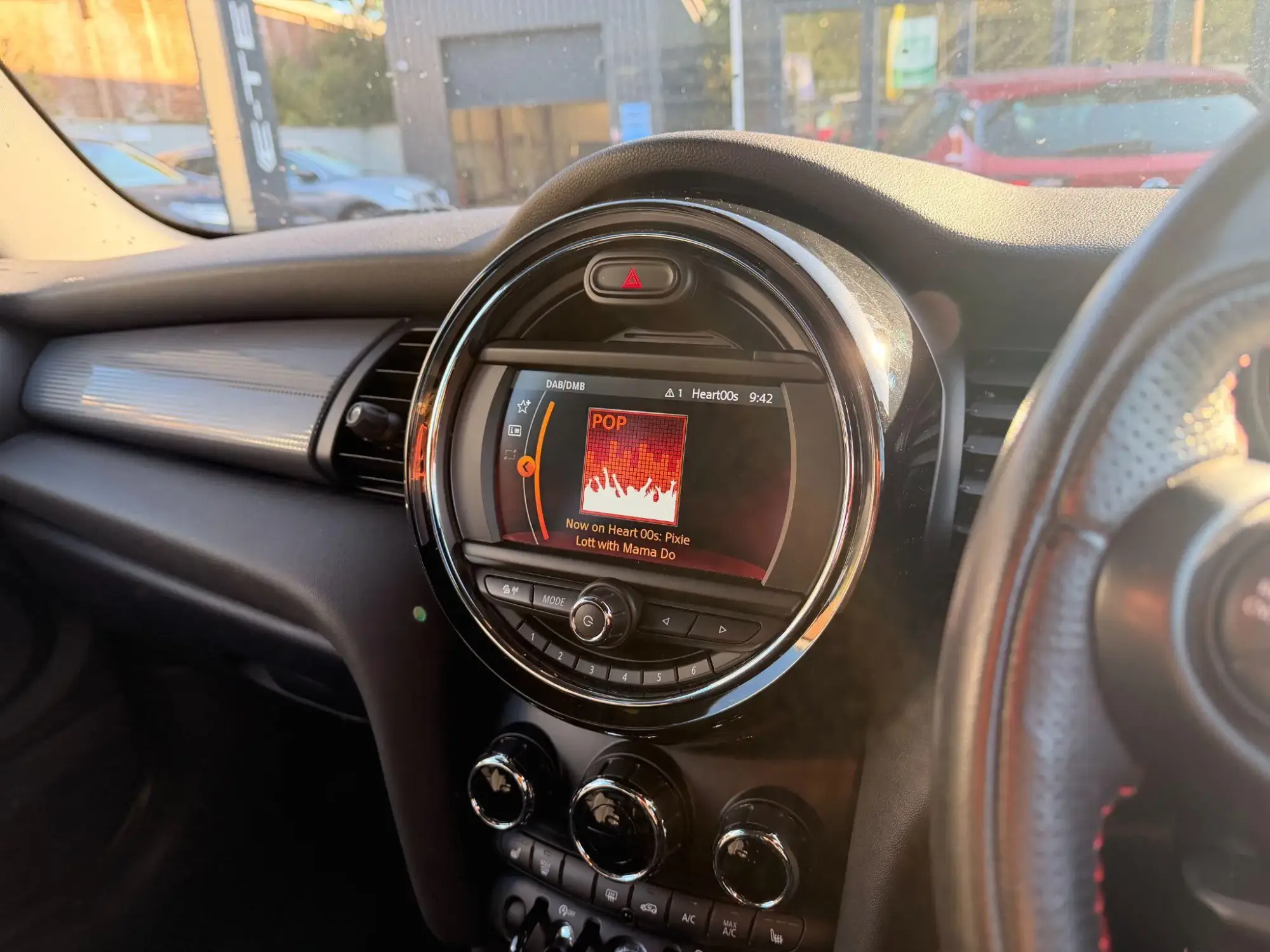 MINI Hatch Image 15 MINI Hatch Image 15