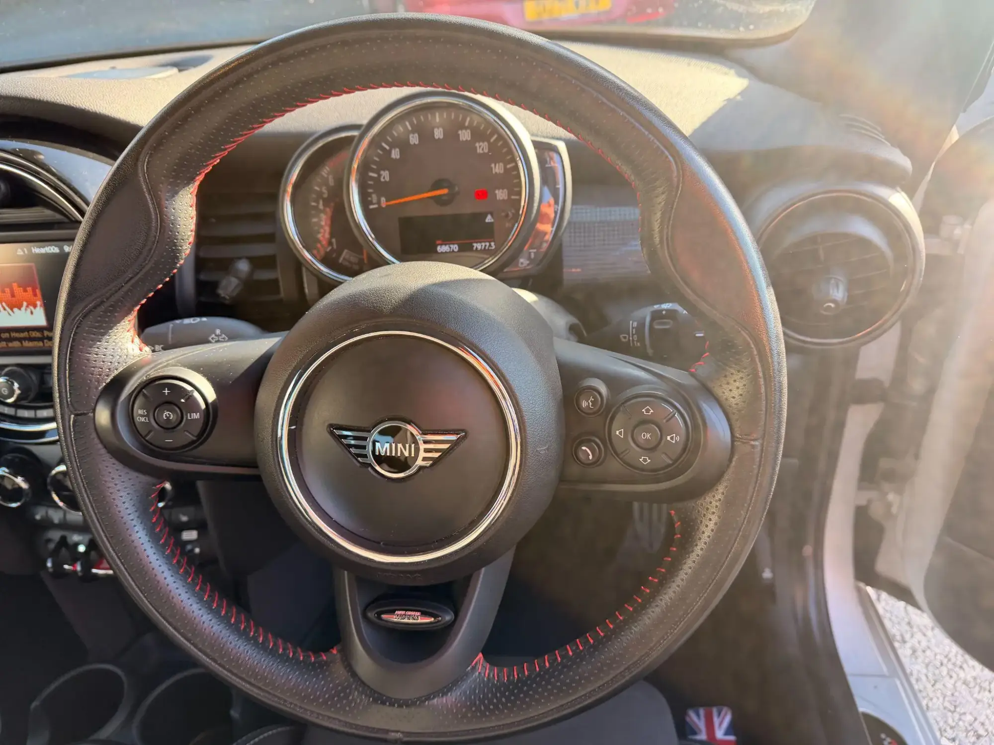 MINI Hatch Image 32 MINI Hatch Image 32