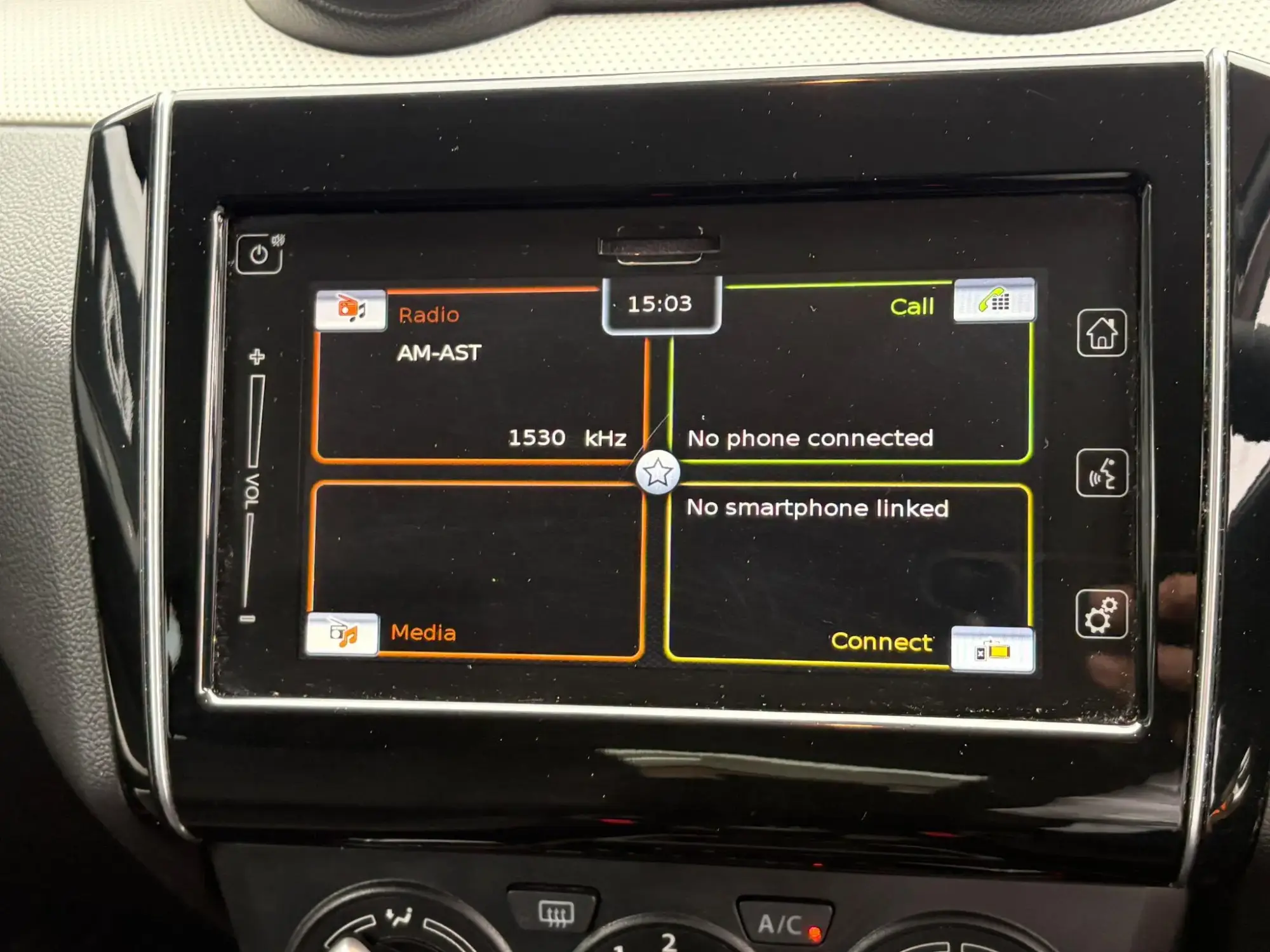 Suzuki Swift Image 25 Suzuki Swift Image 25