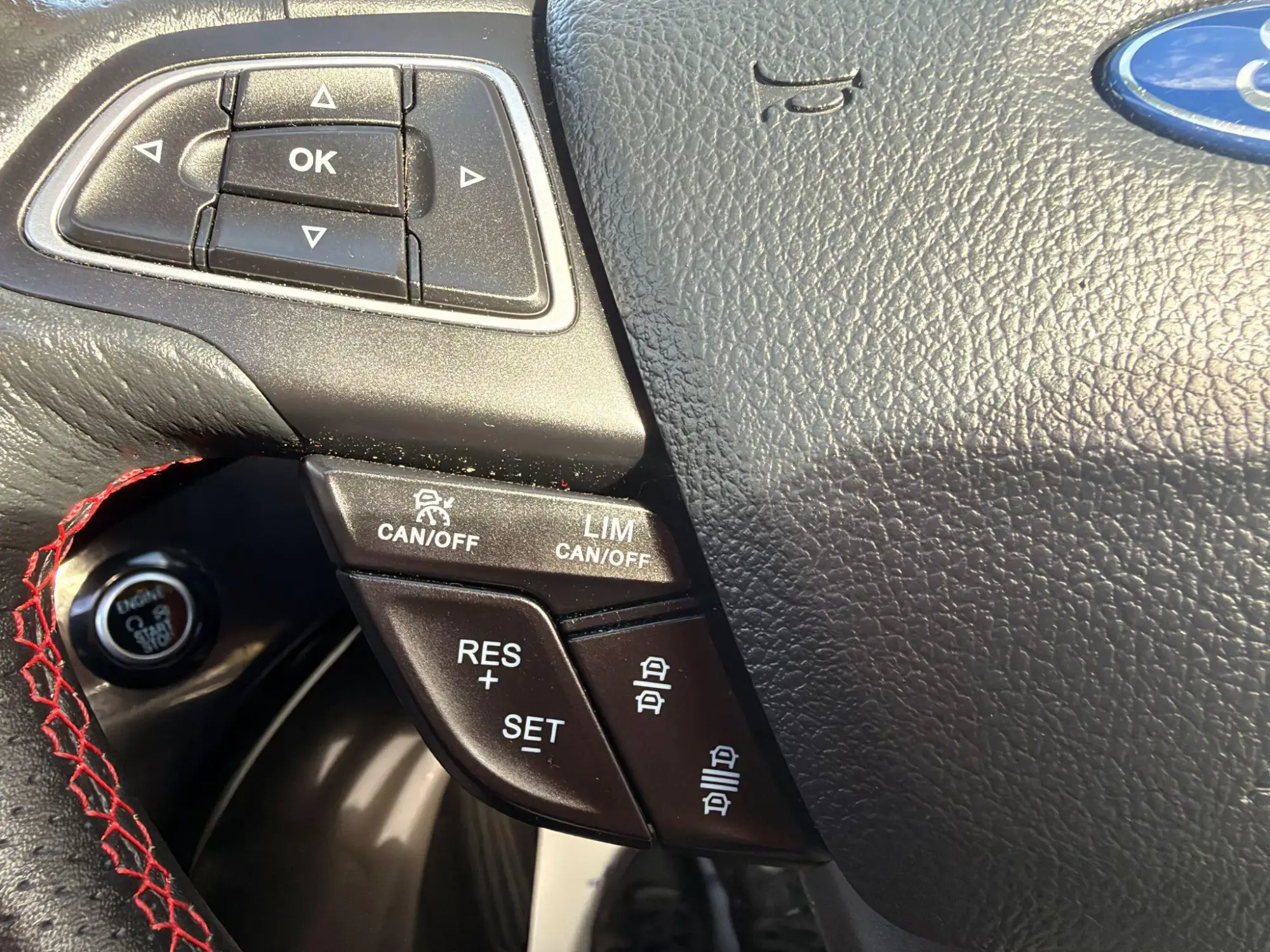 Ford Kuga Image 20